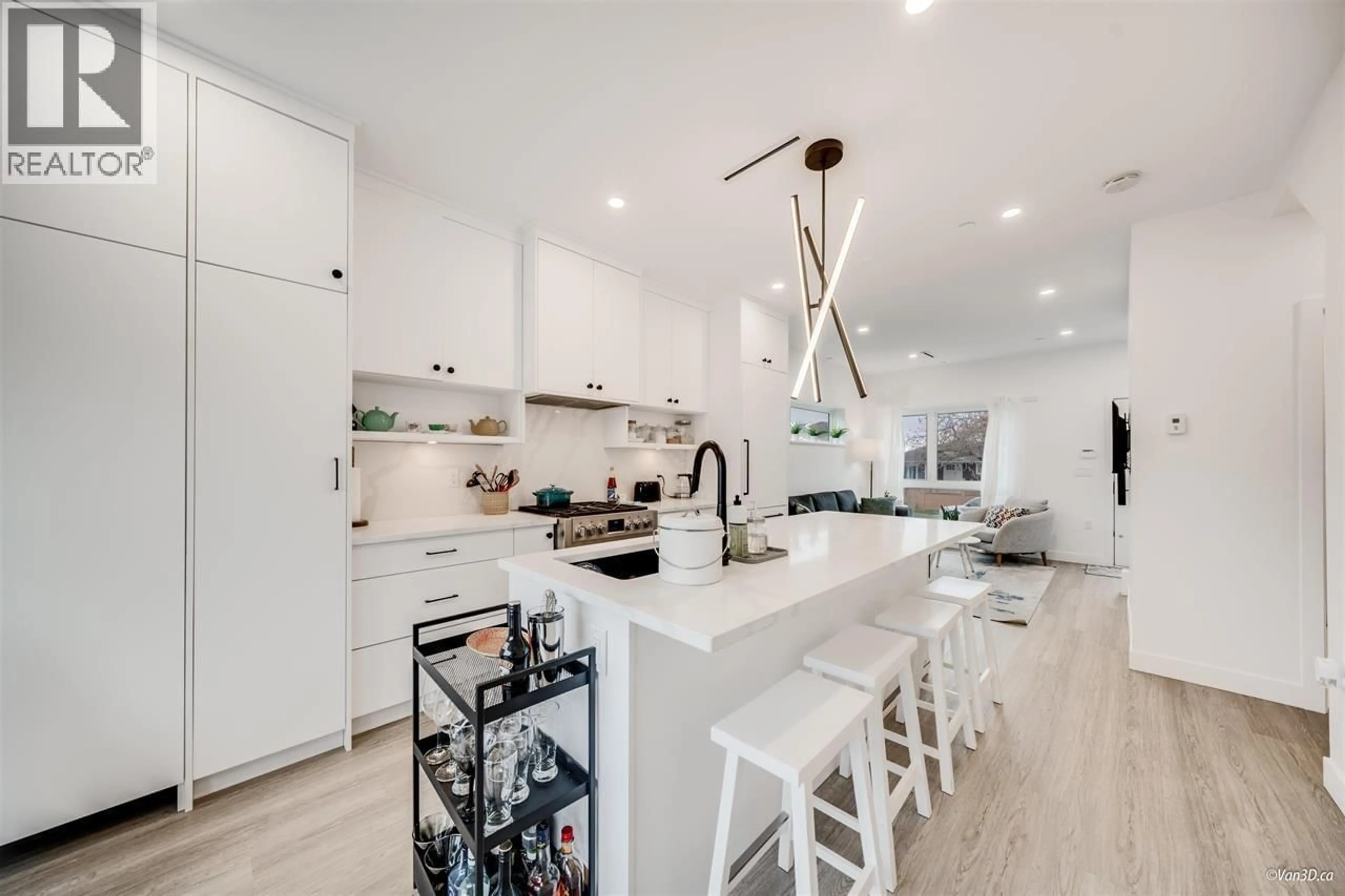 Open concept kitchen, unknown for 227 57TH AVENUE, Vancouver British Columbia V5X1S6