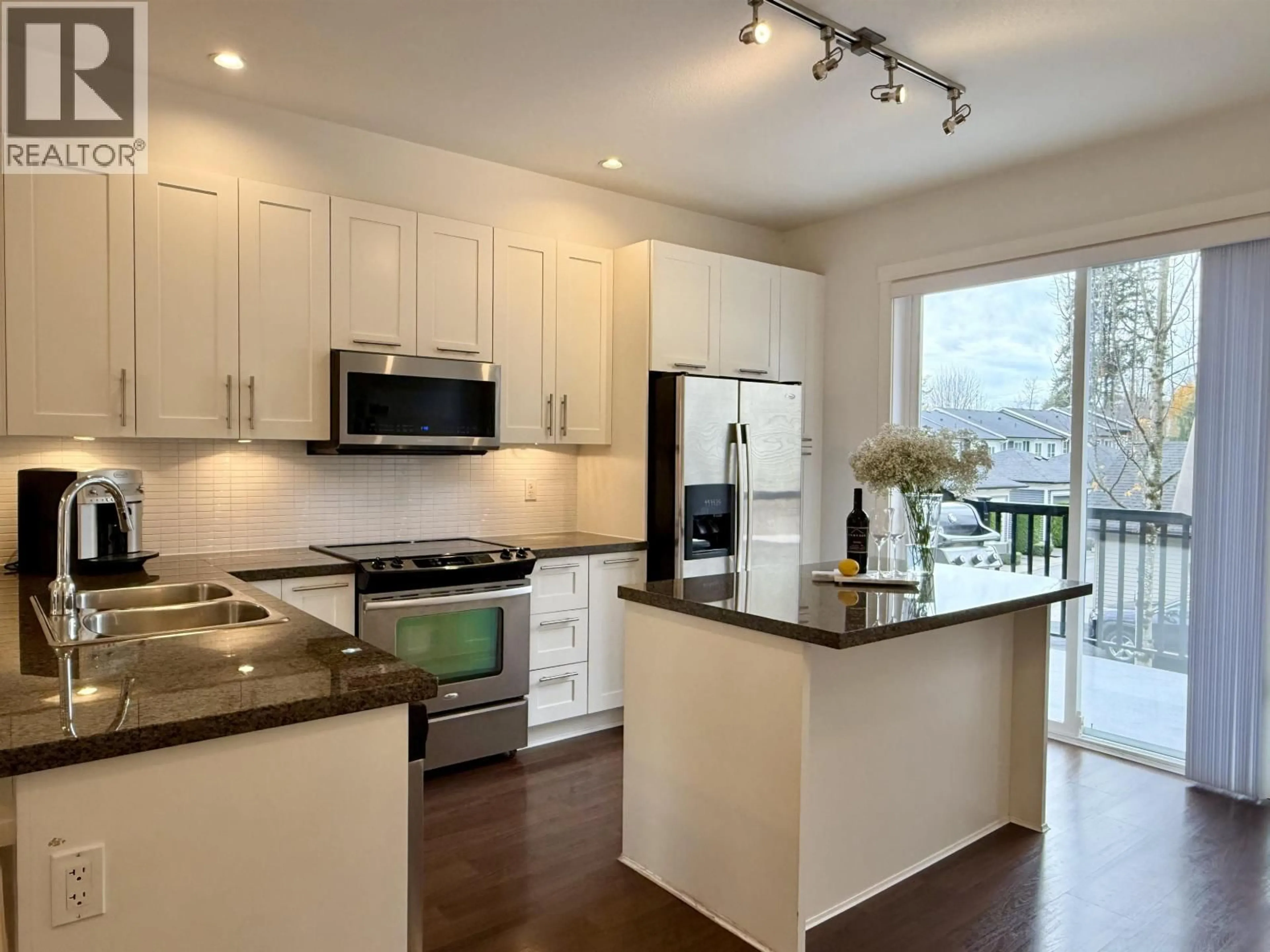 Open concept kitchen, unknown for 10 - 1248 HOLTBY STREET, Coquitlam British Columbia V3B0E5