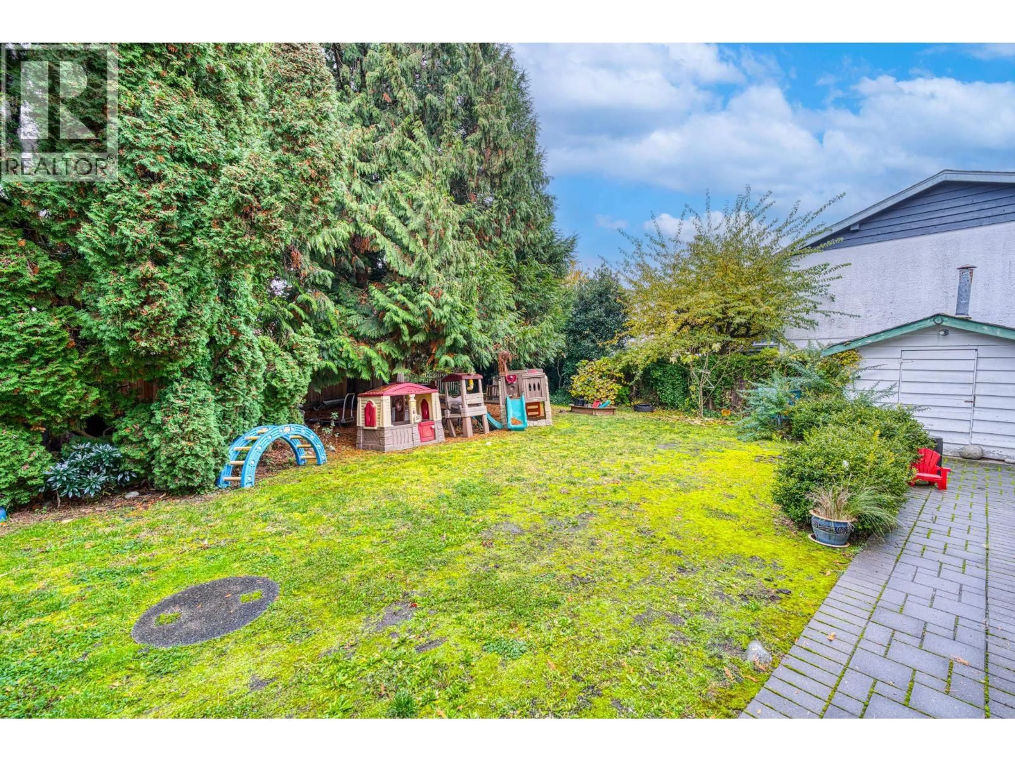 Patio, street for 10800 ROCHDALE DRIVE, Richmond British Columbia V7A3N6