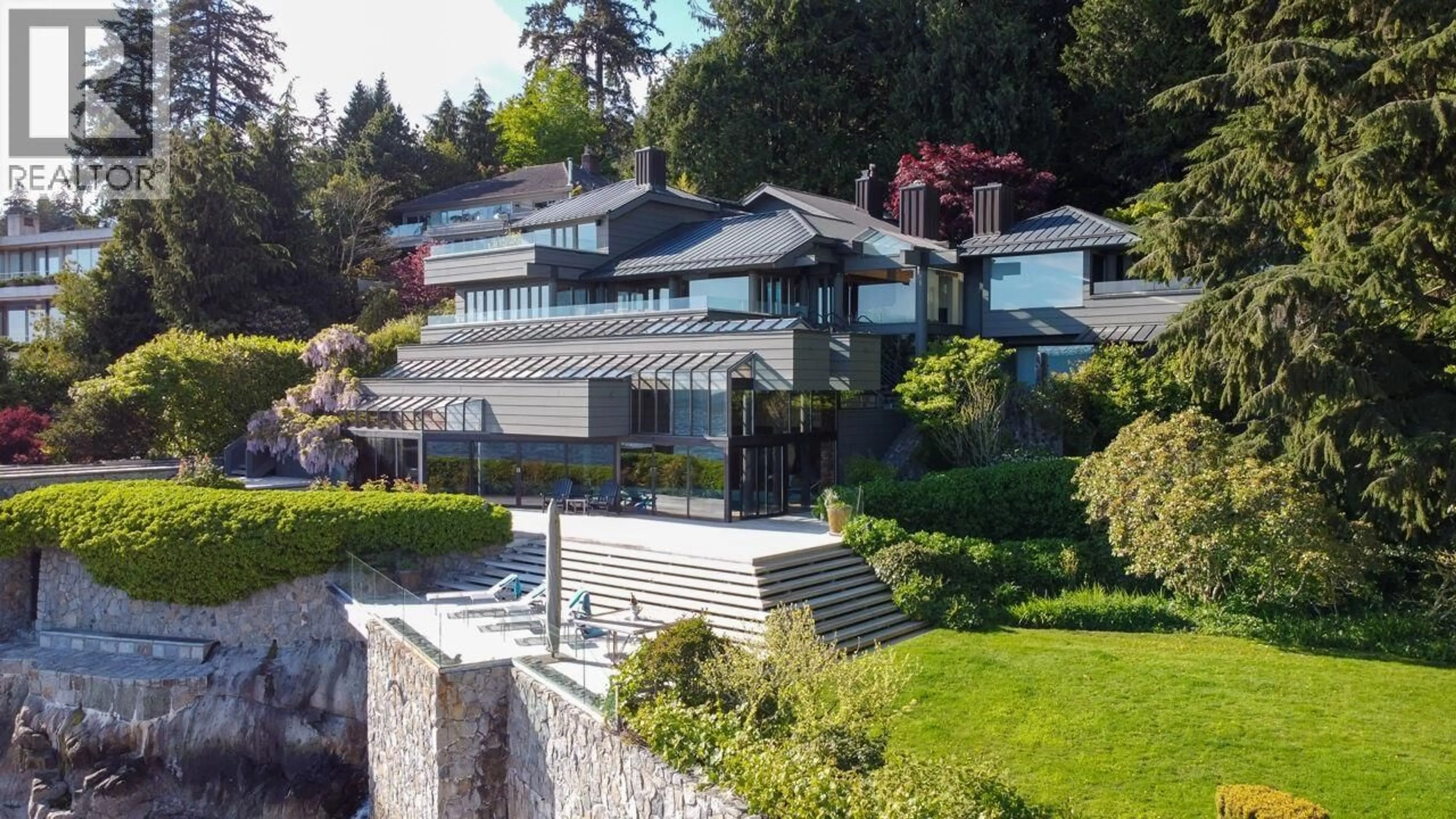 A pic from outside/outdoor area/front of a property/back of a property/a pic from drone, unknown for 4036 MARINE DRIVE, West Vancouver British Columbia V7V1N6