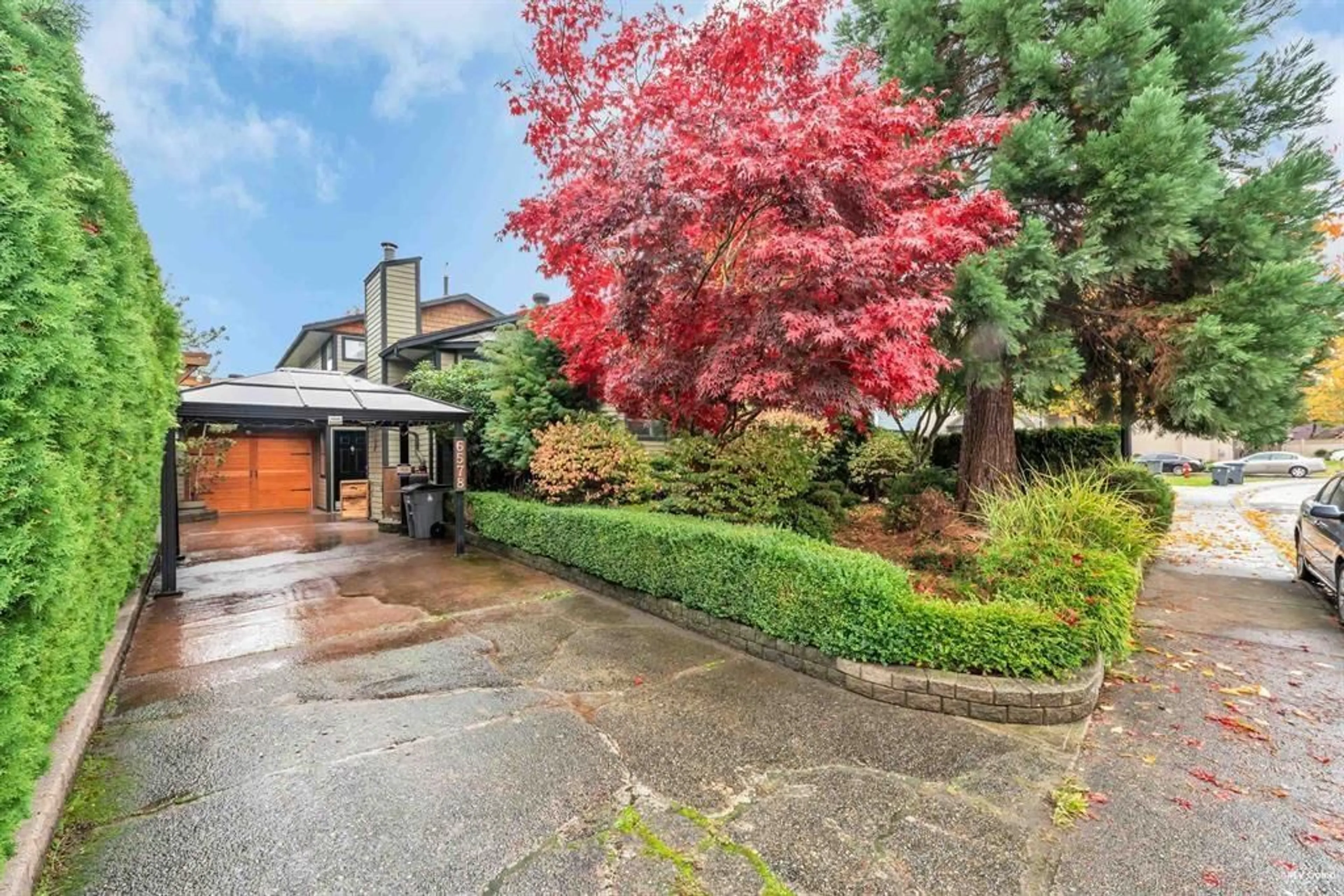 Unknown for 6578 130A, Surrey British Columbia V3W8M5