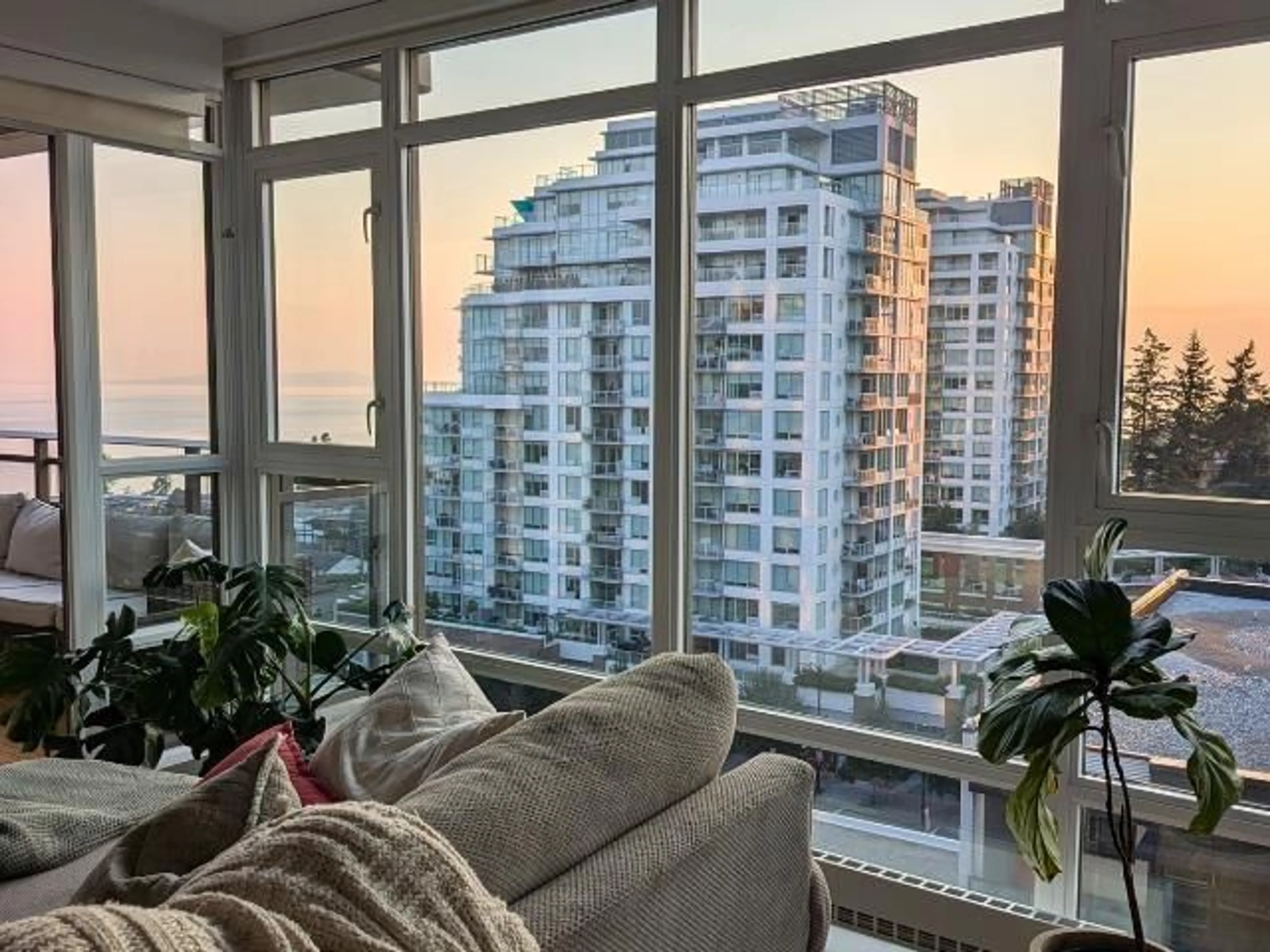 A pic of a room for 1201 - 1455 GEORGE, White Rock British Columbia V4B0A9