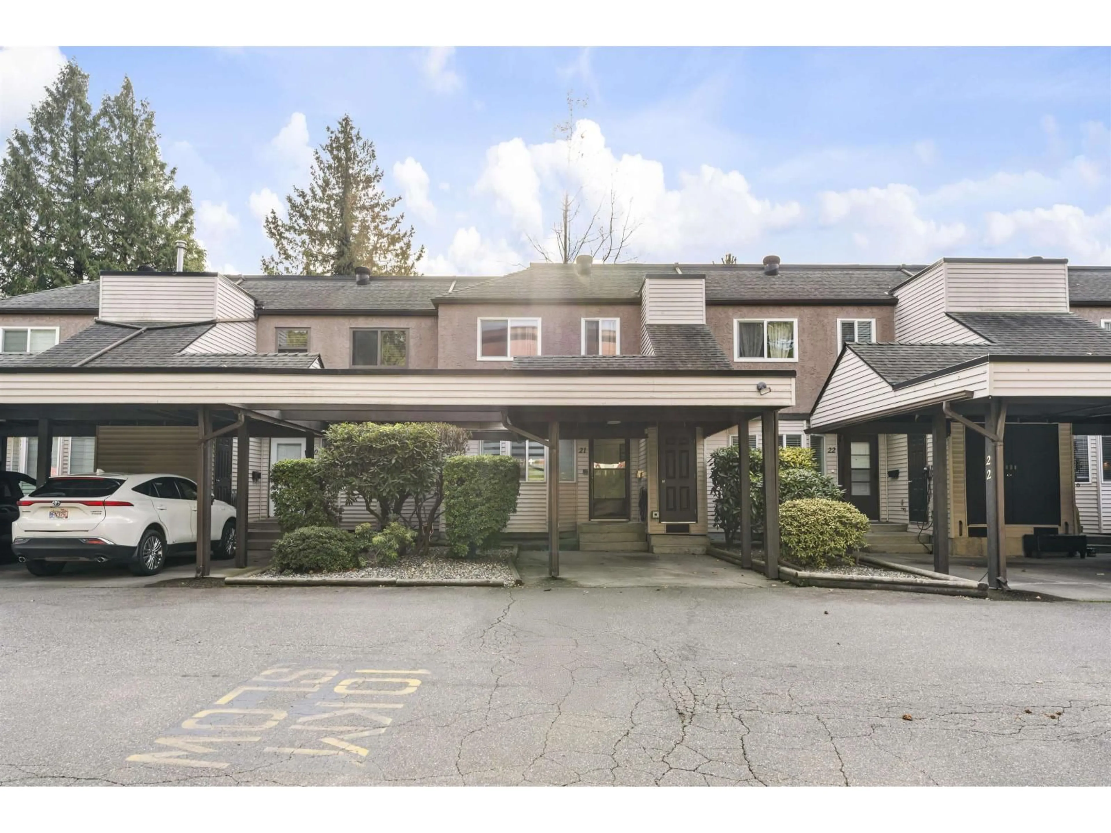 Patio, unknown for 21 - 7521 140, Surrey British Columbia V3W5J9