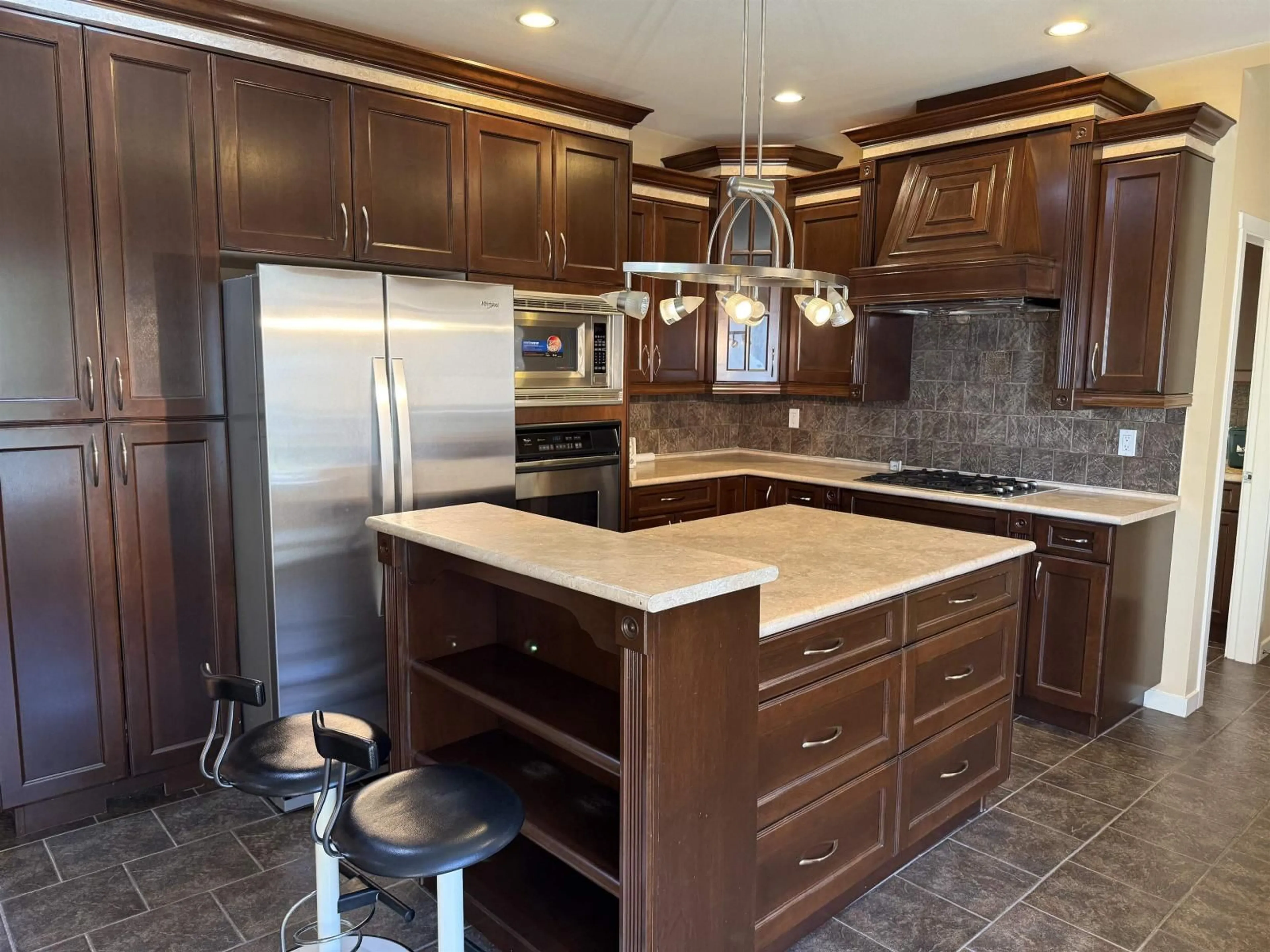 Contemporary kitchen, ceramic/tile floor for 10045 172, Surrey British Columbia V4N4W6