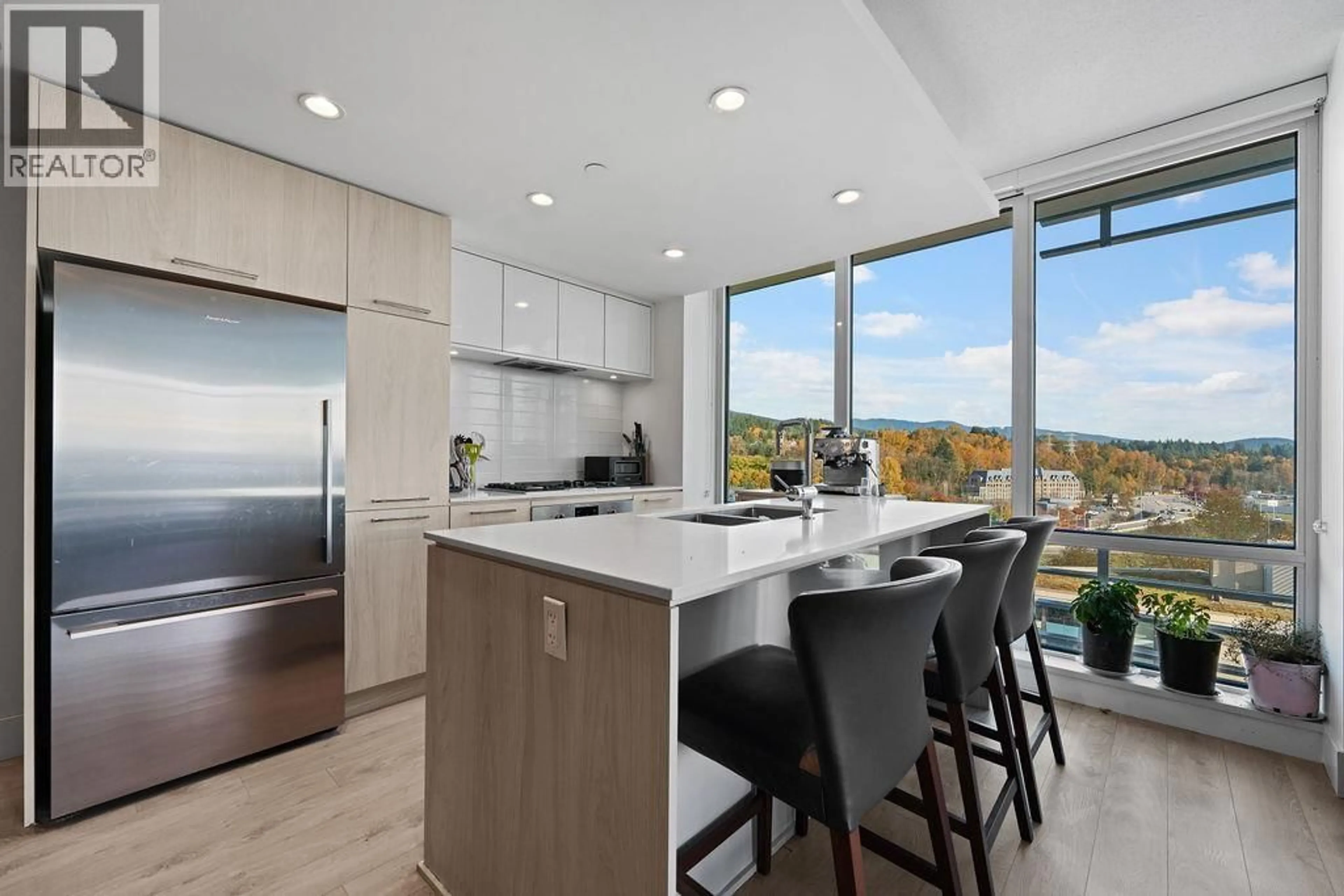 Open concept kitchen, unknown for 1003 - 680 SEYLYNN CRESCENT, North Vancouver British Columbia V7J0B5