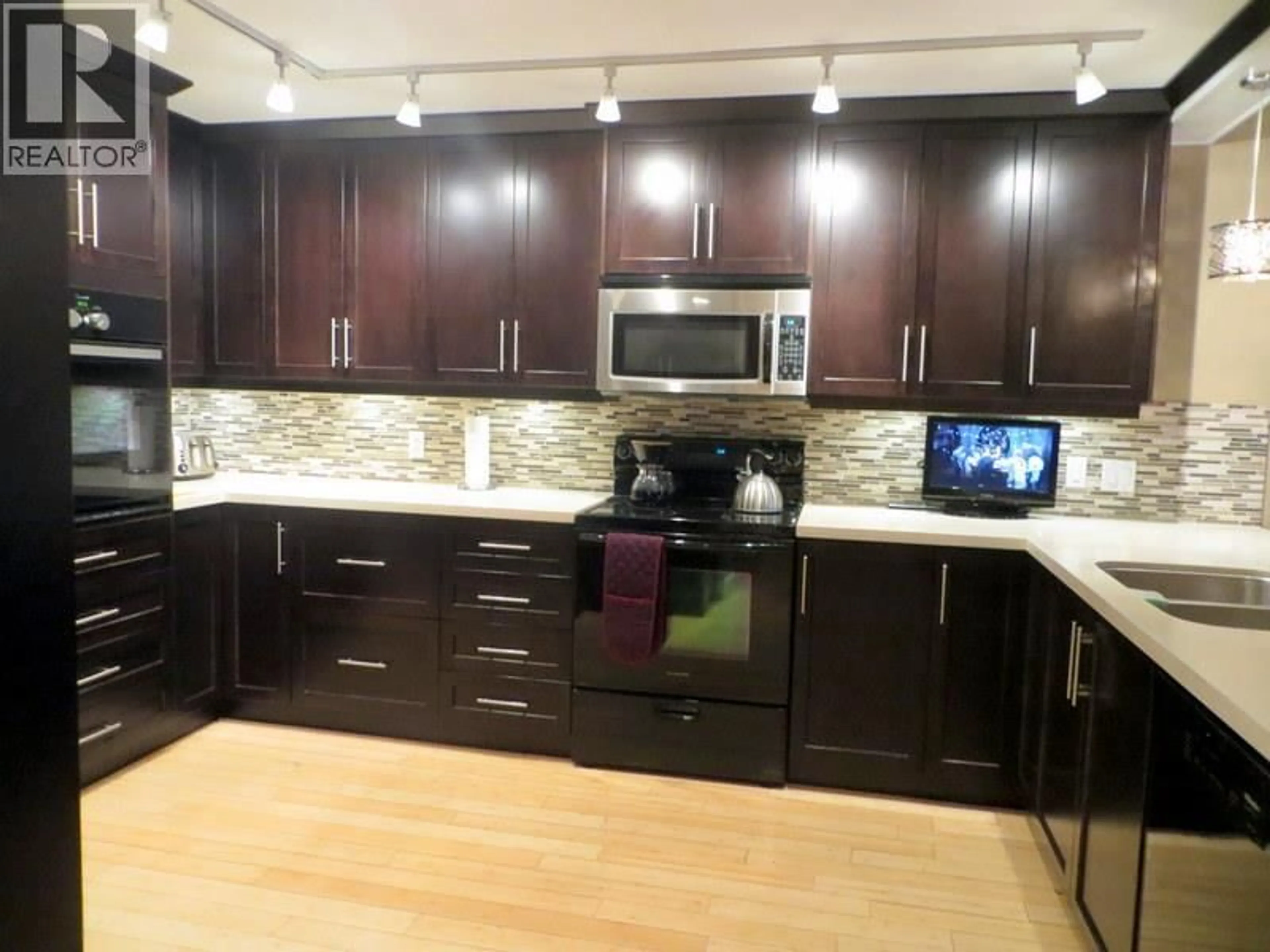 Unknown for 203 - 4323 GALLANT AVENUE, North Vancouver British Columbia V7G2C1