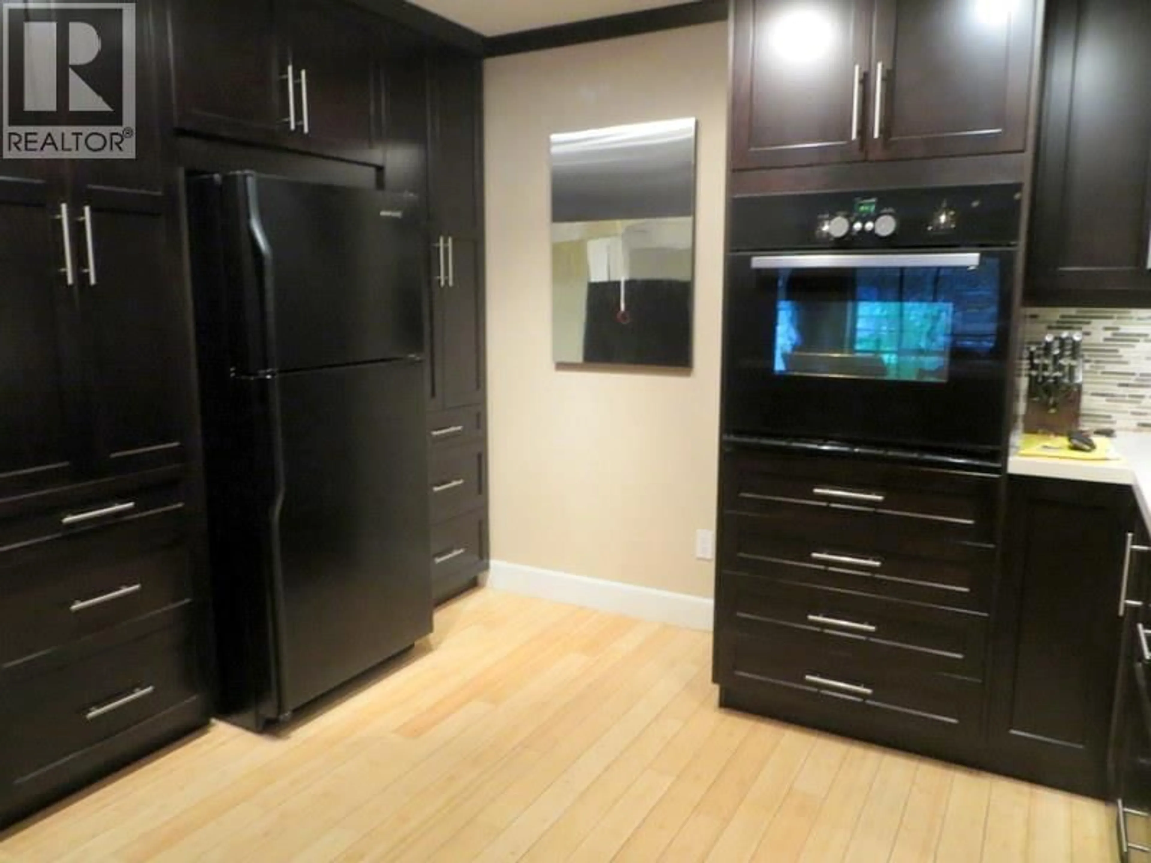 Unknown for 203 - 4323 GALLANT AVENUE, North Vancouver British Columbia V7G2C1