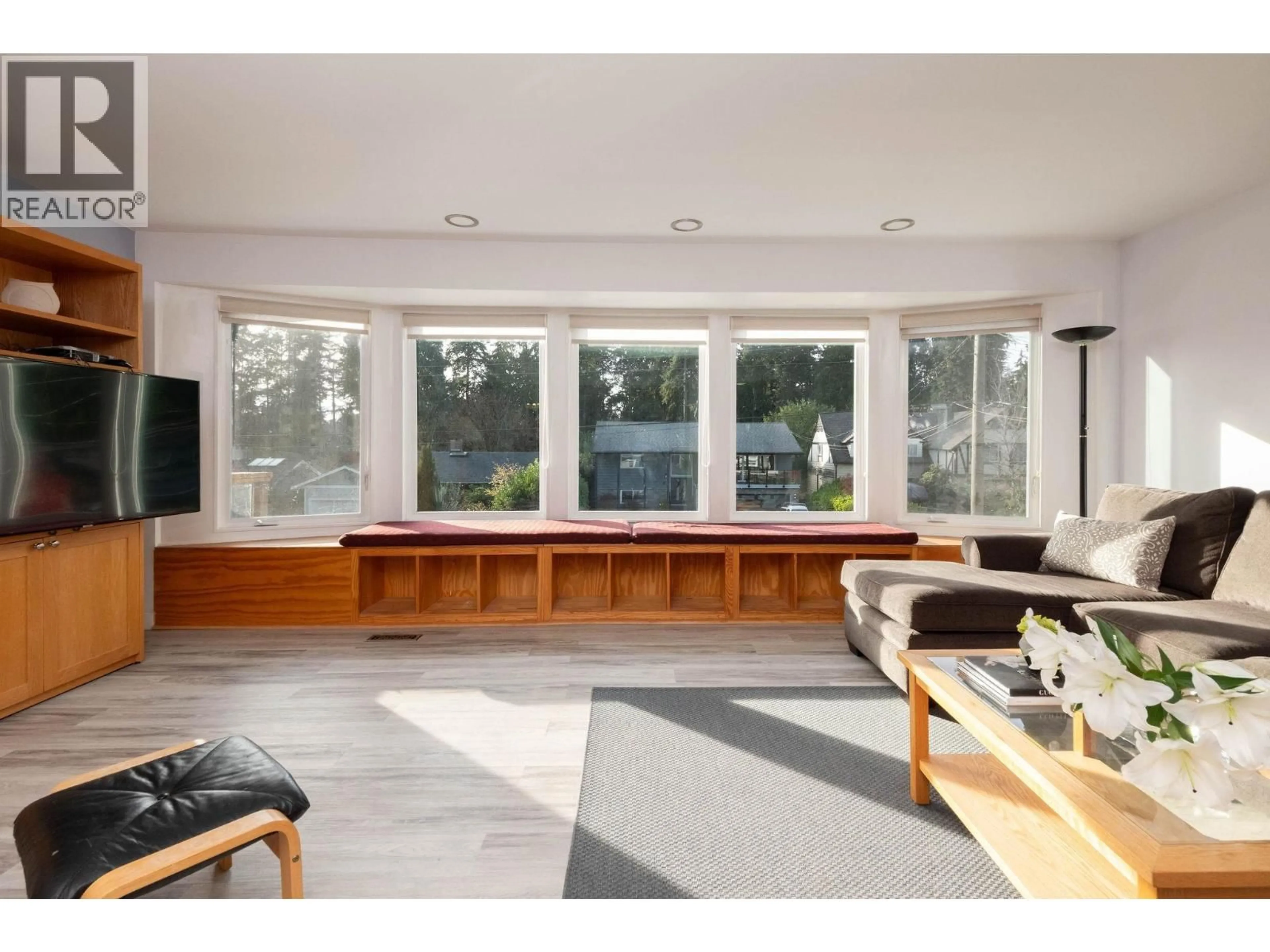 Unknown for 2644 KILMARNOCK CRESCENT, North Vancouver British Columbia V7J2Z5