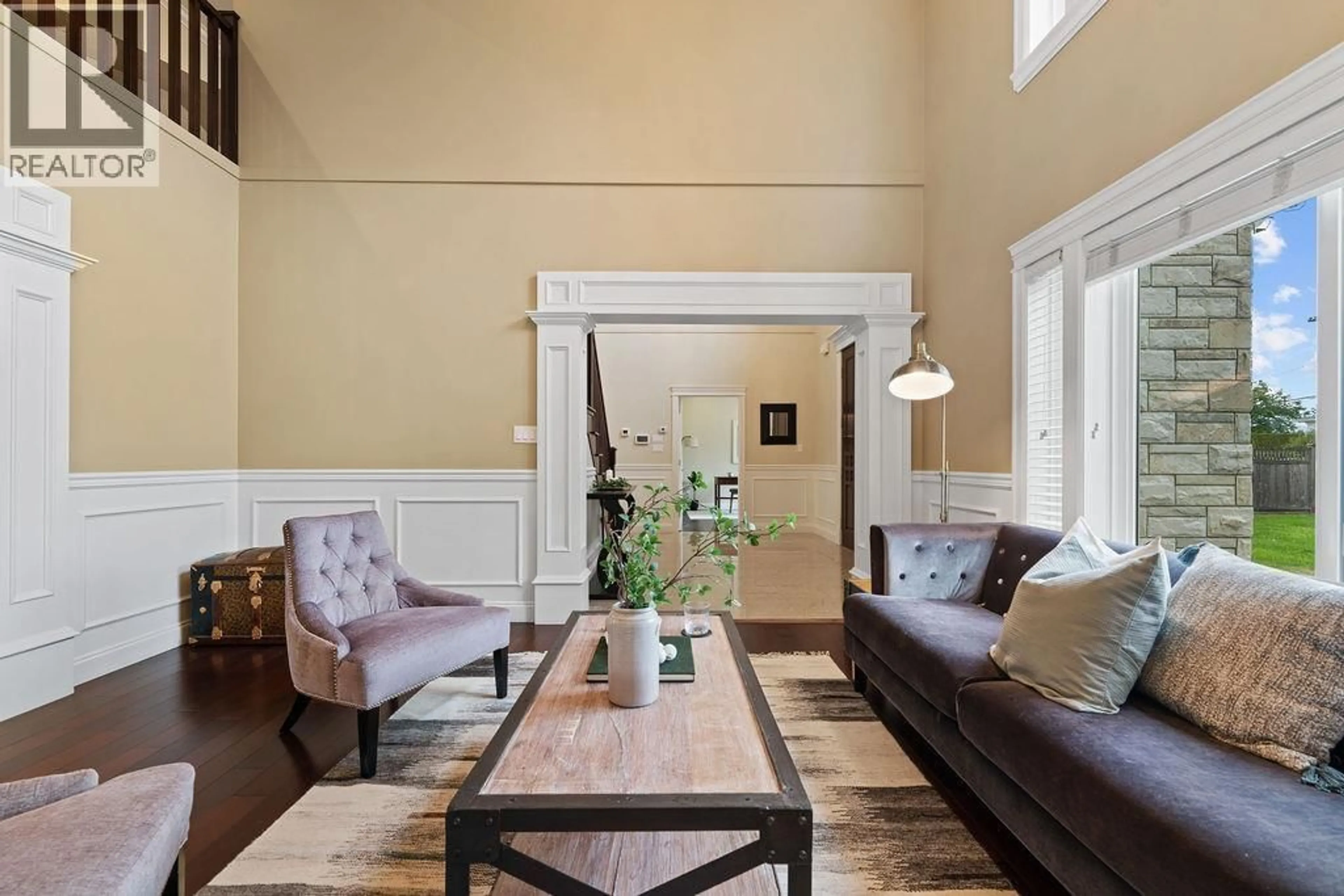 Living room with furniture, unknown for 9200 SAUNDERS ROAD, Richmond British Columbia V7A2A9