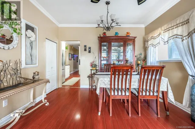 475 MARINE DRIVE, Vancouver 3