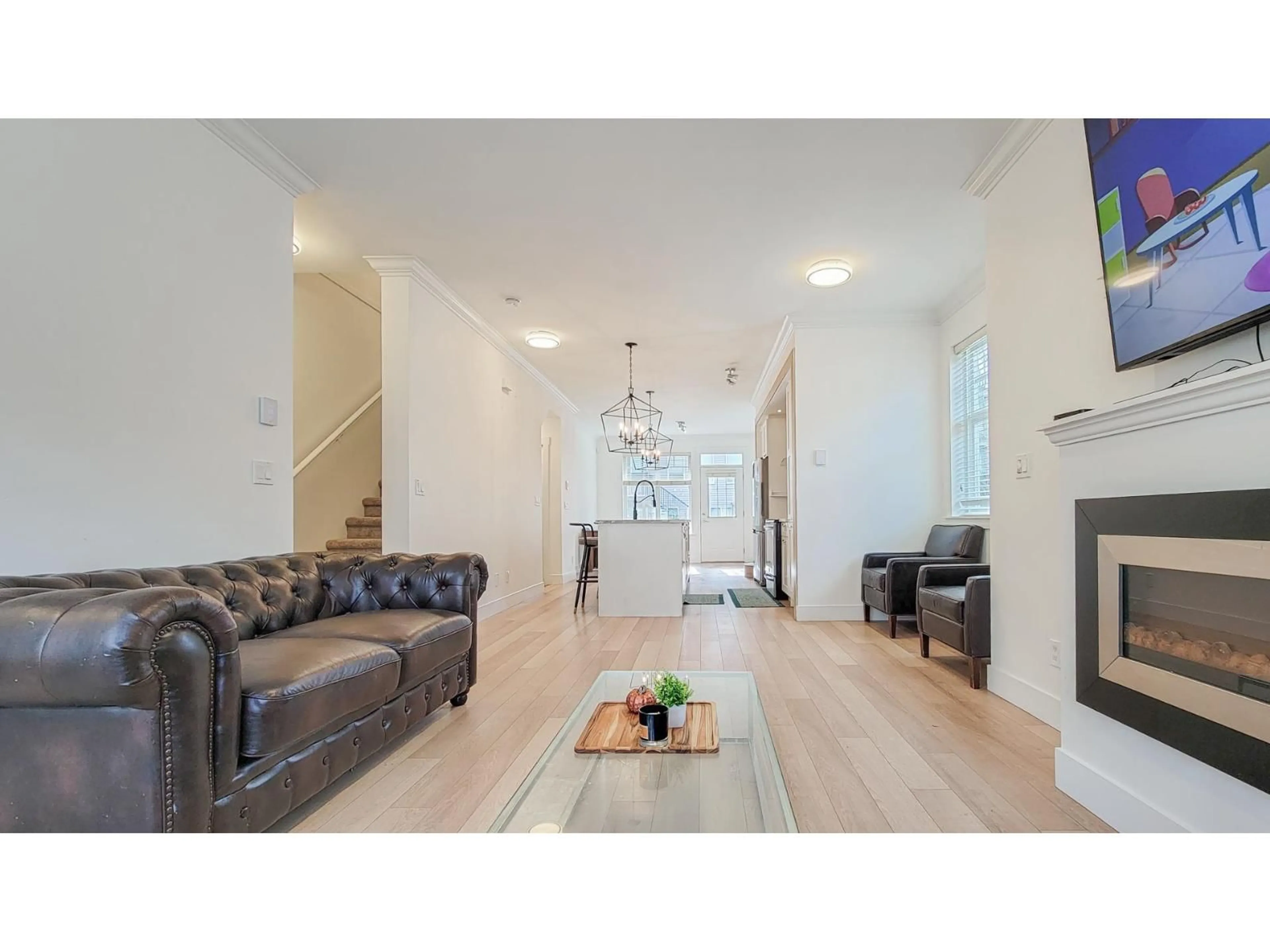 Living room with furniture, unknown for 11 - 6350 142 STREET, Surrey British Columbia V3X1B8