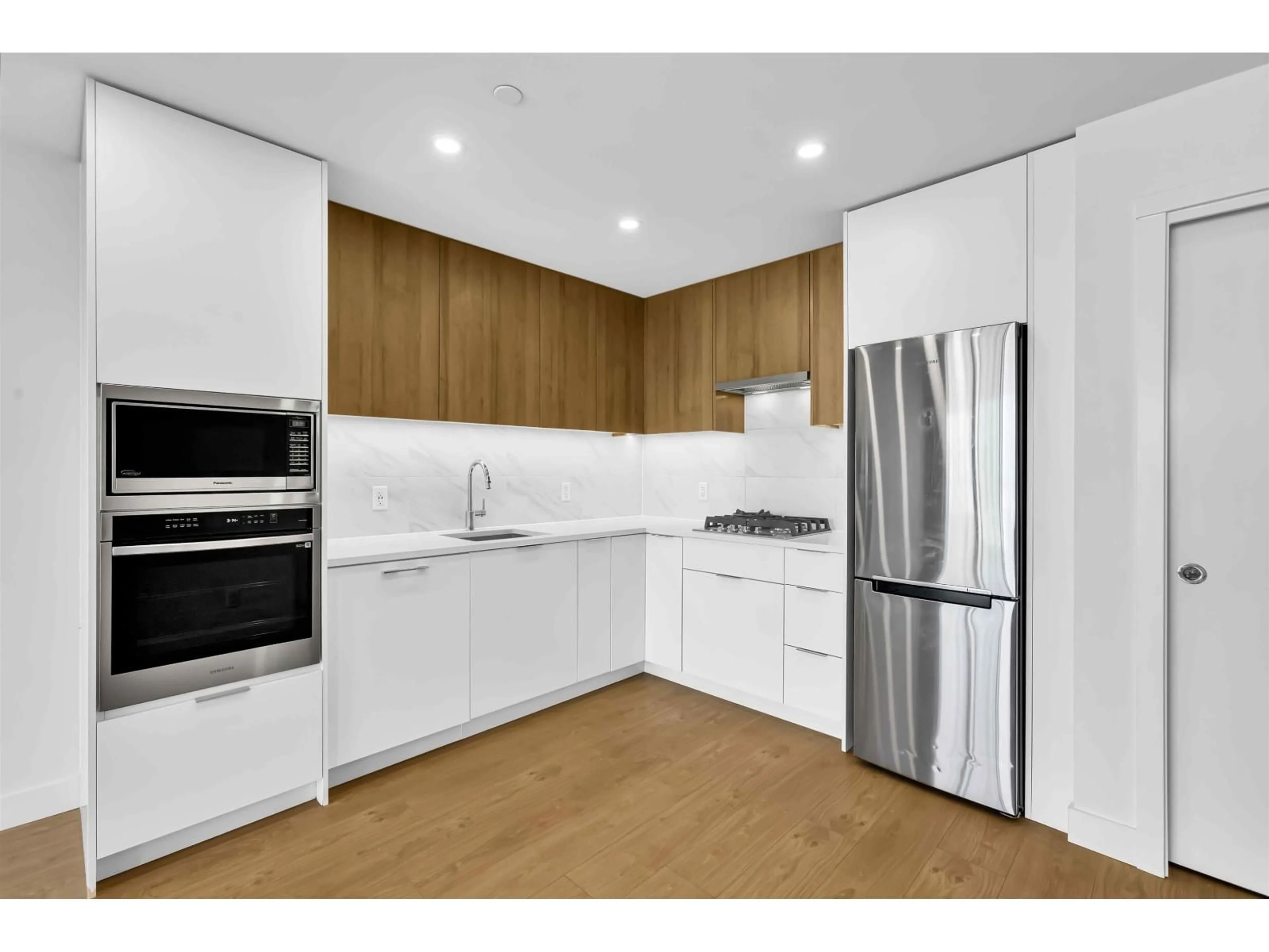 Unknown for 1410 - 13359 OLD YALE ROAD, Surrey British Columbia V3T0S4