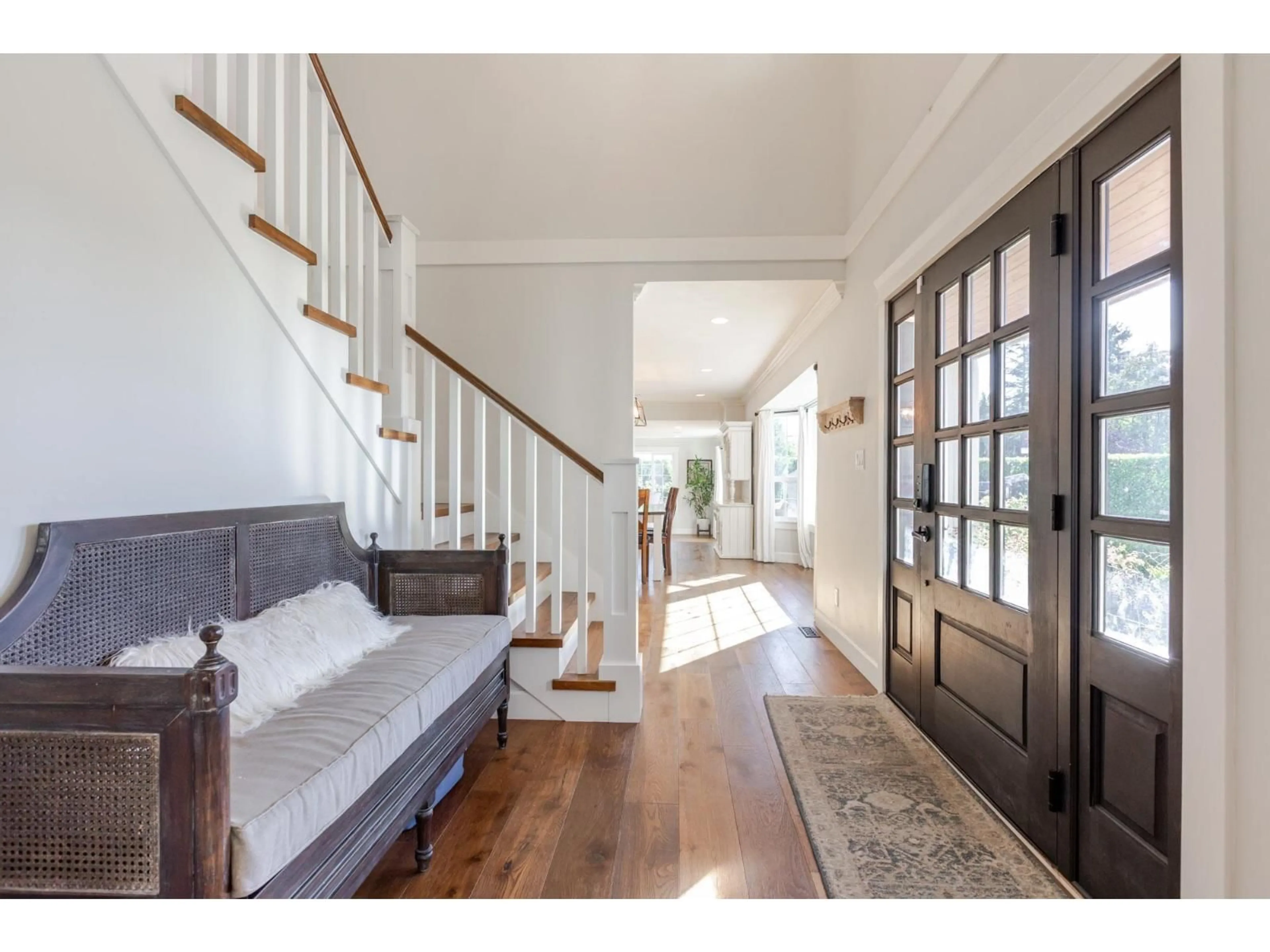 Indoor entryway for 23201 88, Langley British Columbia V1M2S5