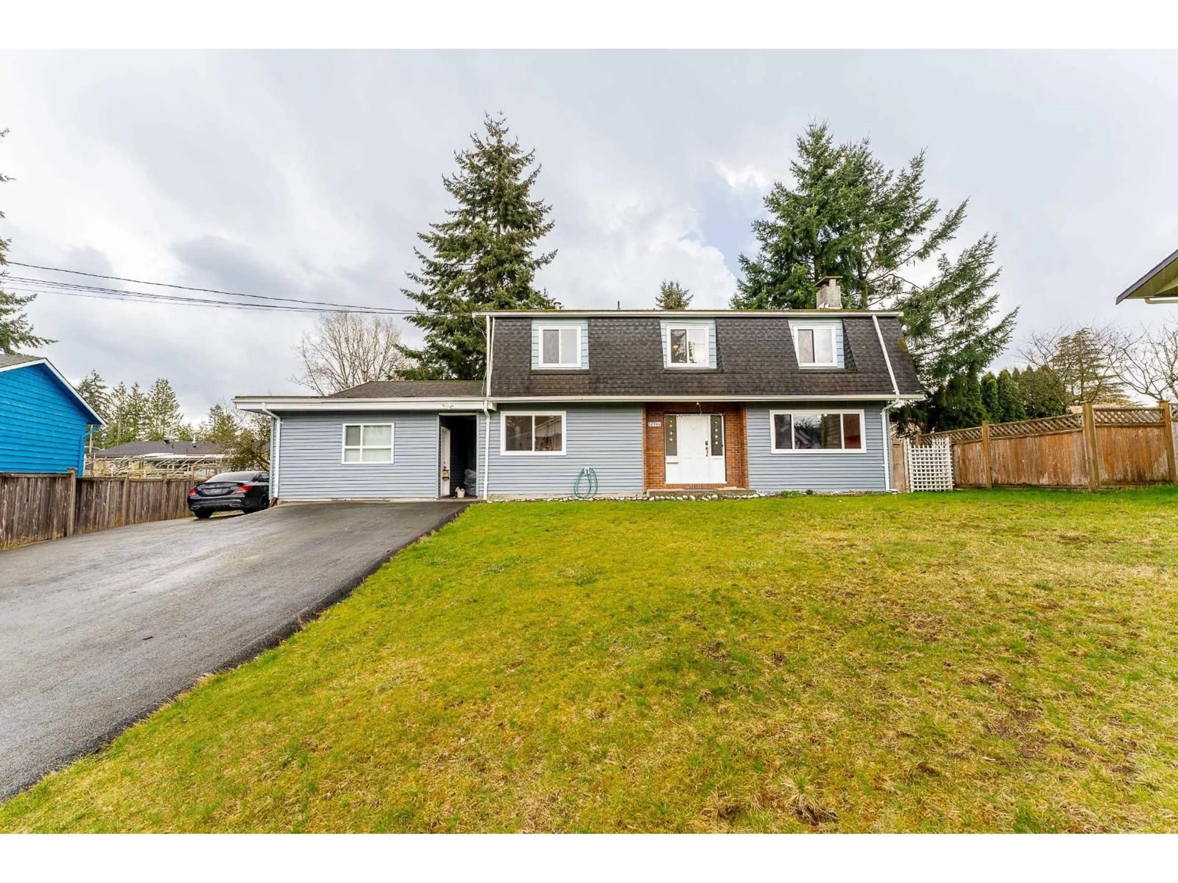 A pic from outside/outdoor area/front of a property/back of a property/a pic from drone, street for 12764 104A, Surrey British Columbia V3V6C1