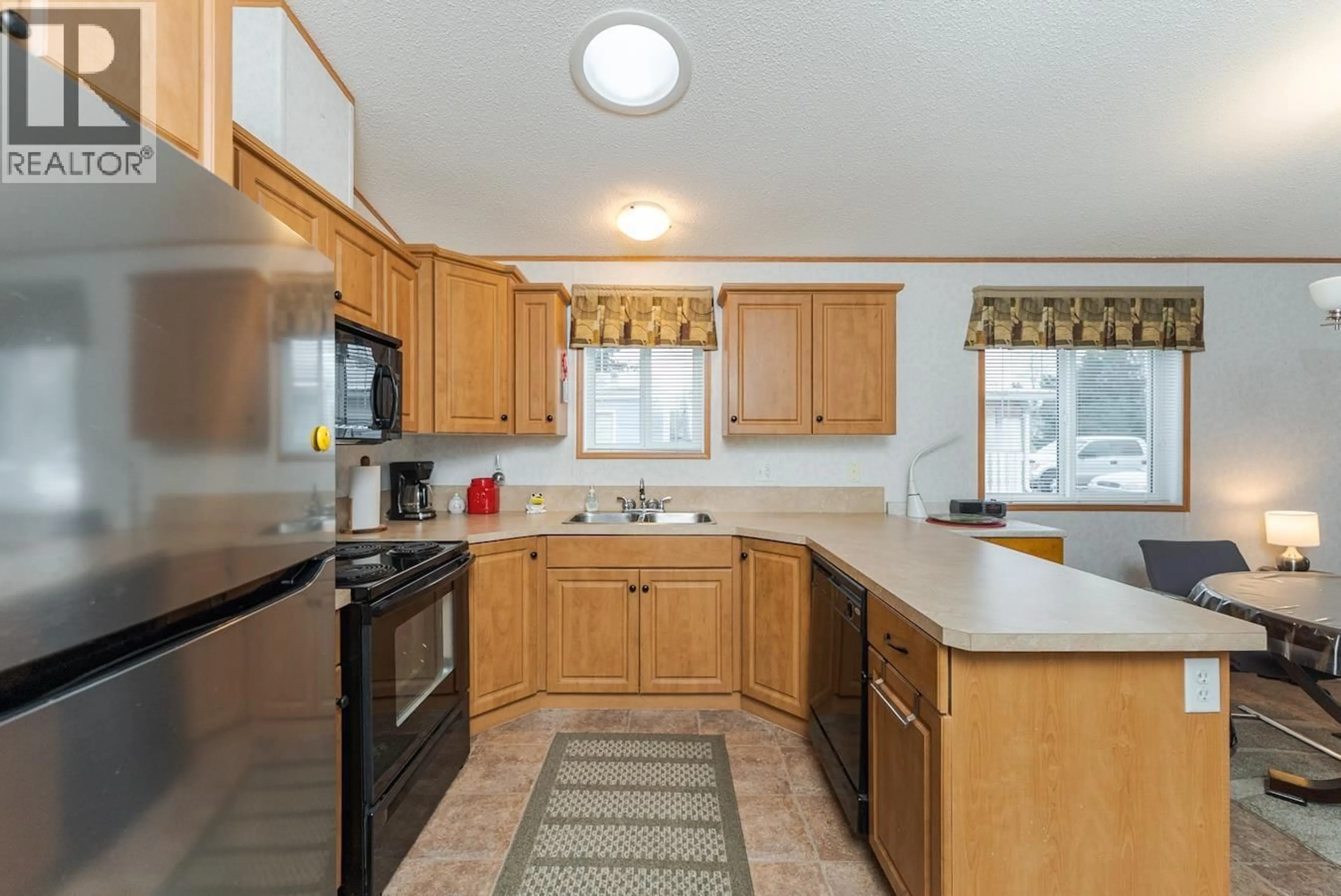 Standard kitchen, unknown for 32 - 7817 97 HIGHWAY, Prince George British Columbia V2N6P6