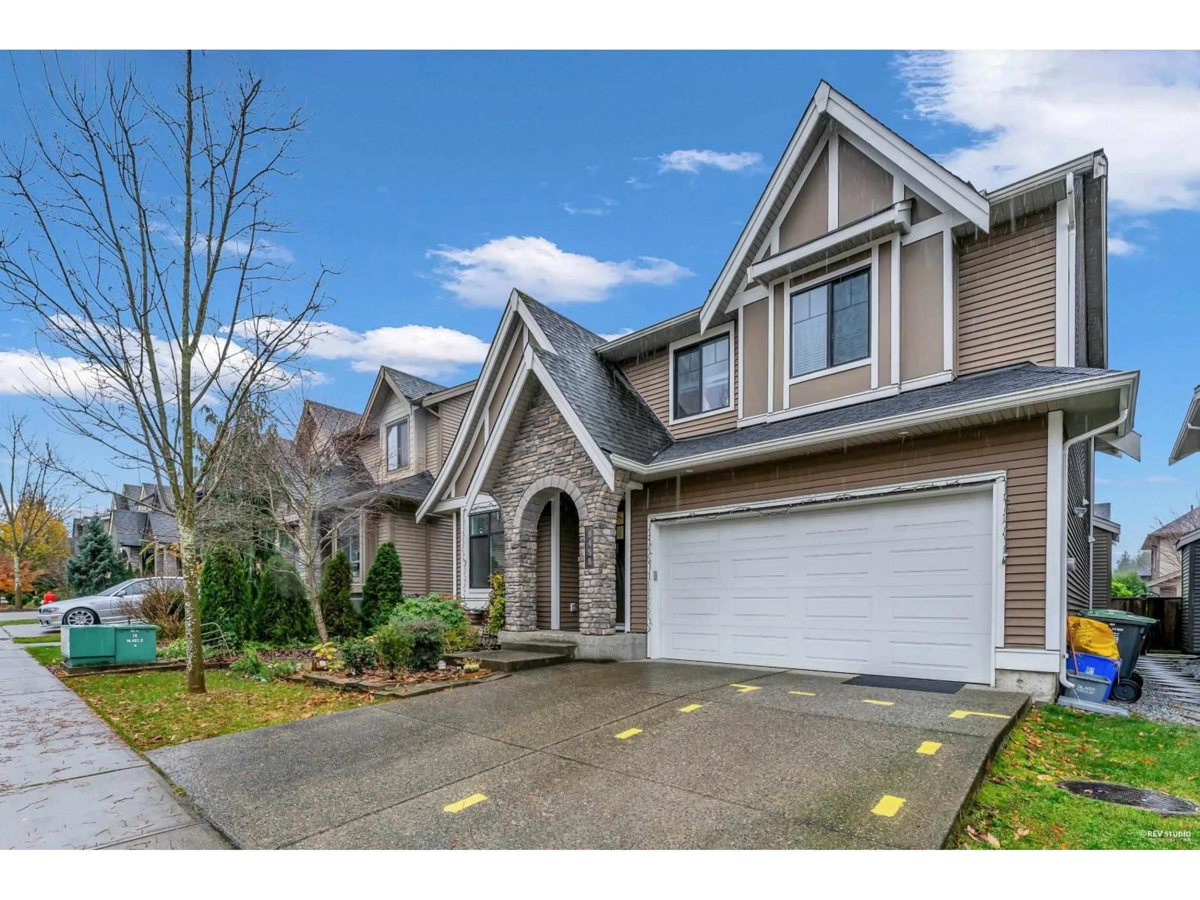 Unknown for 8455 207, Langley British Columbia V2Y0S4