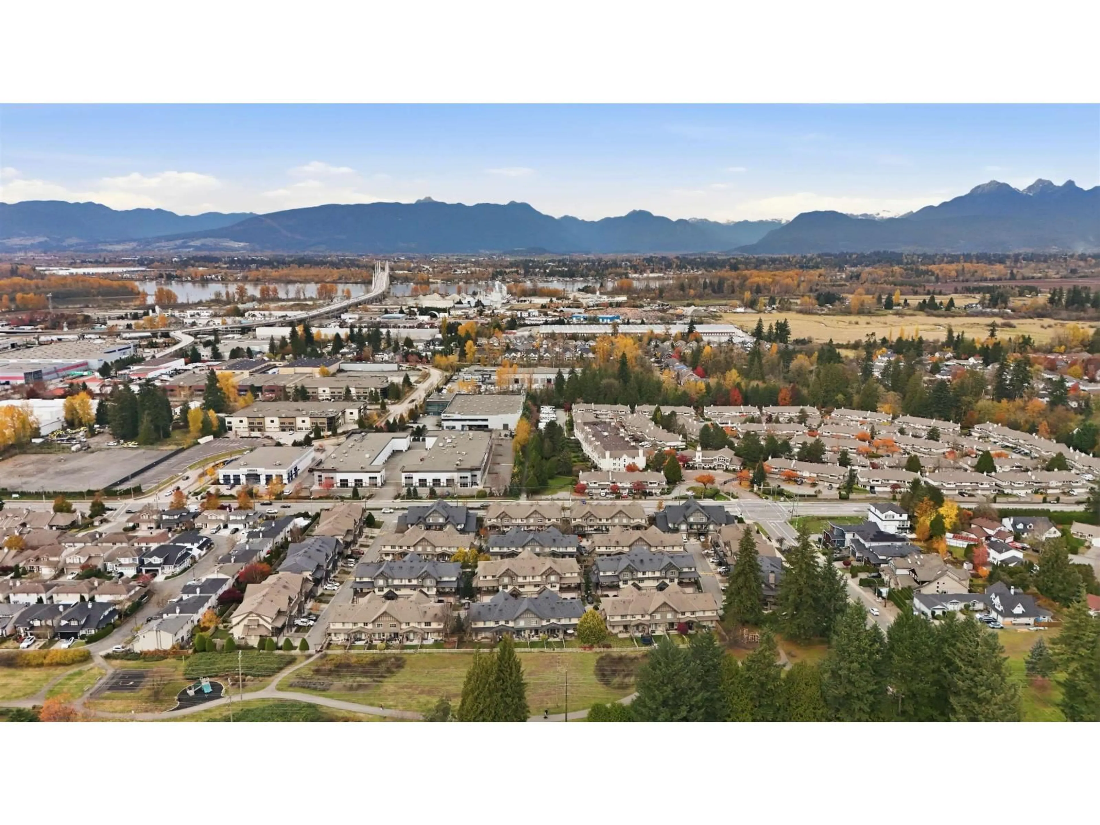 A pic from outside/outdoor area/front of a property/back of a property/a pic from drone, mountain view for 83 - 9525 204, Langley British Columbia V1M0B9