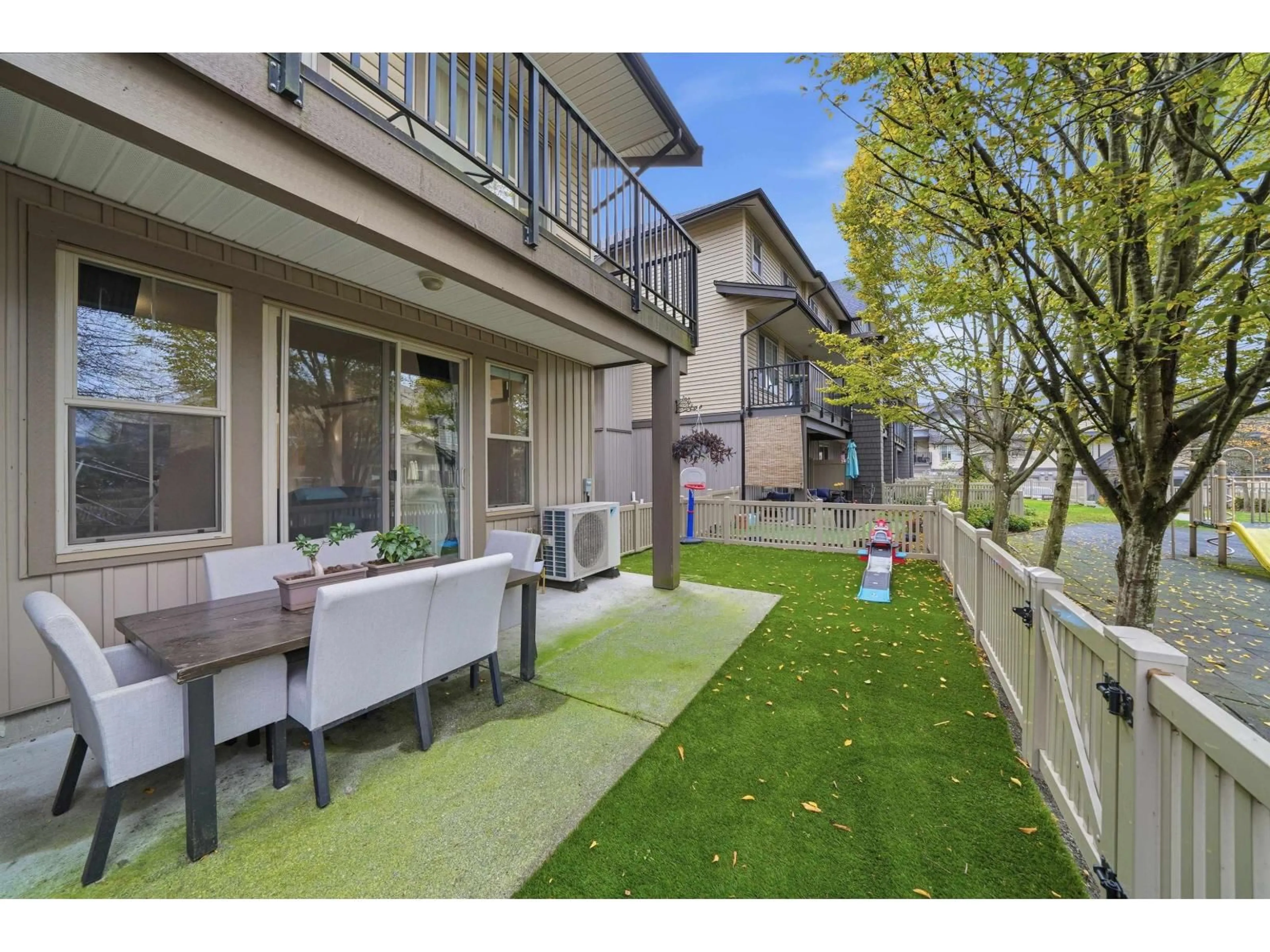 Patio, street for 83 - 9525 204, Langley British Columbia V1M0B9