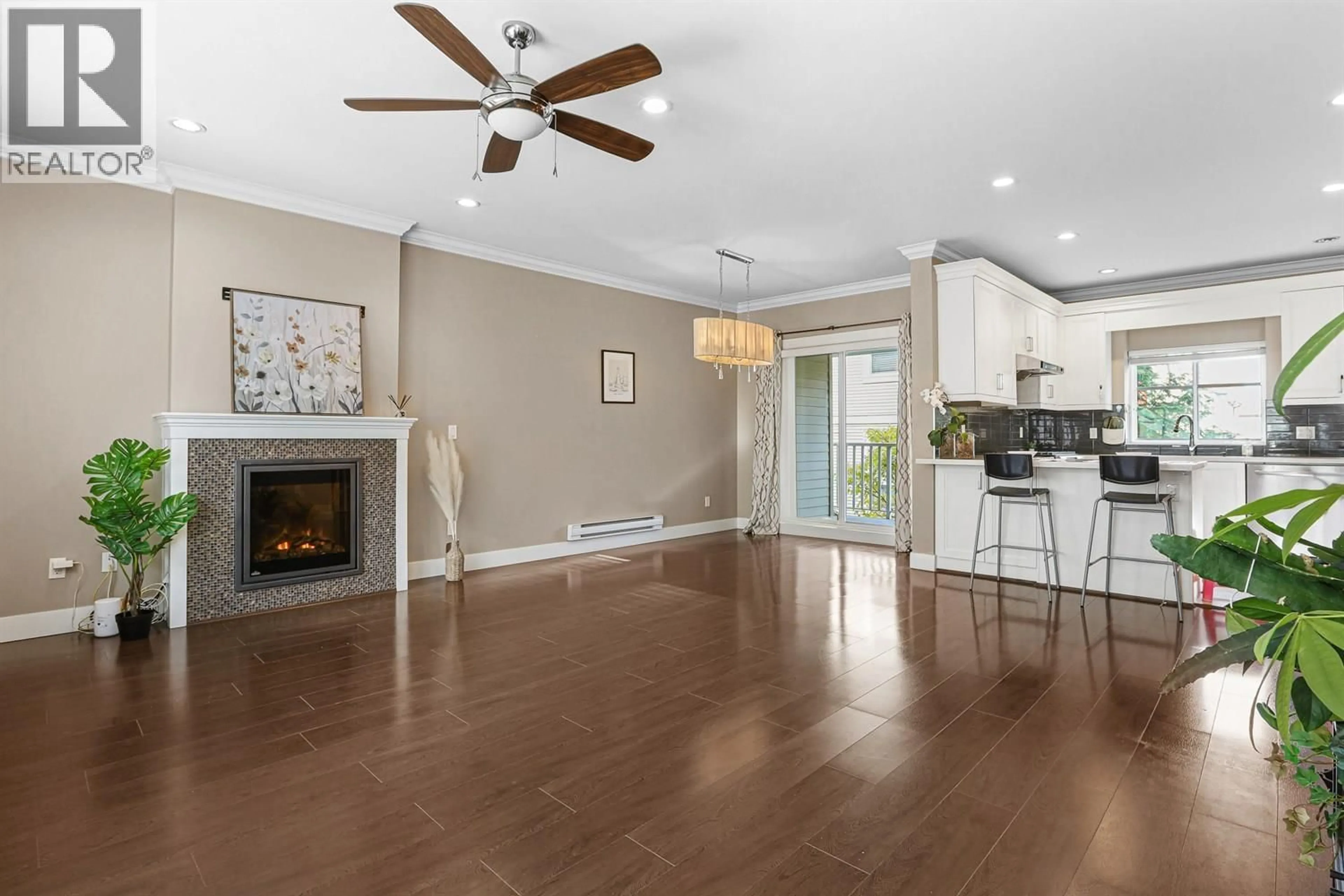 Open concept kitchen, unknown for 3 - 12351 NO. 2 ROAD, Richmond British Columbia V7E0B2