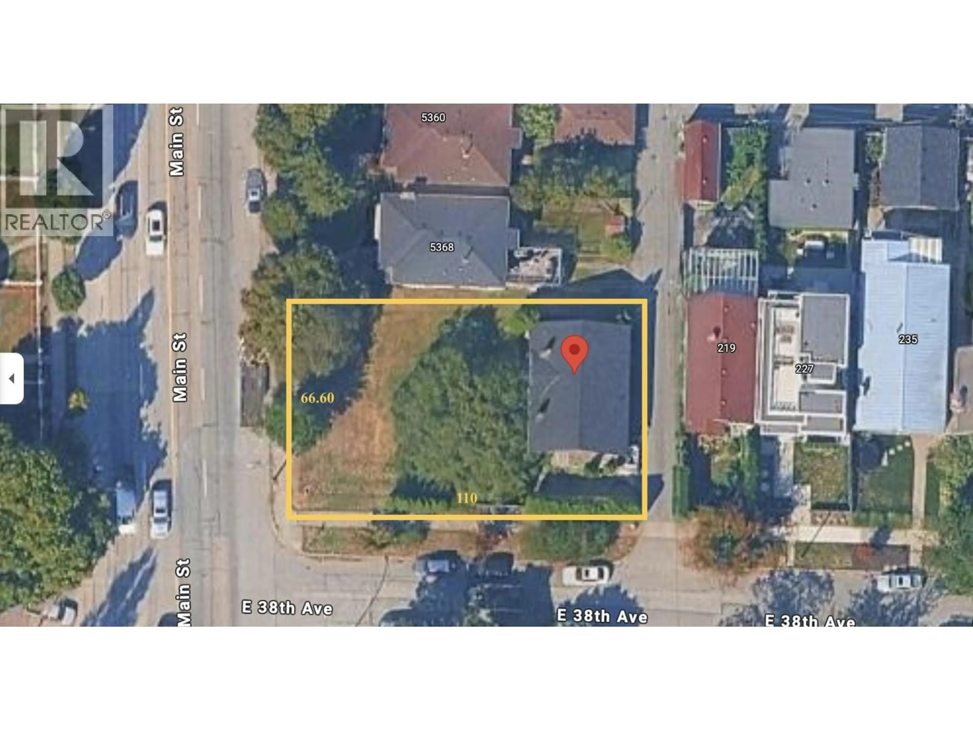 A pic from outside/outdoor area/front of a property/back of a property/a pic from drone, street for 211 38TH AVENUE, Vancouver British Columbia V5W1H3