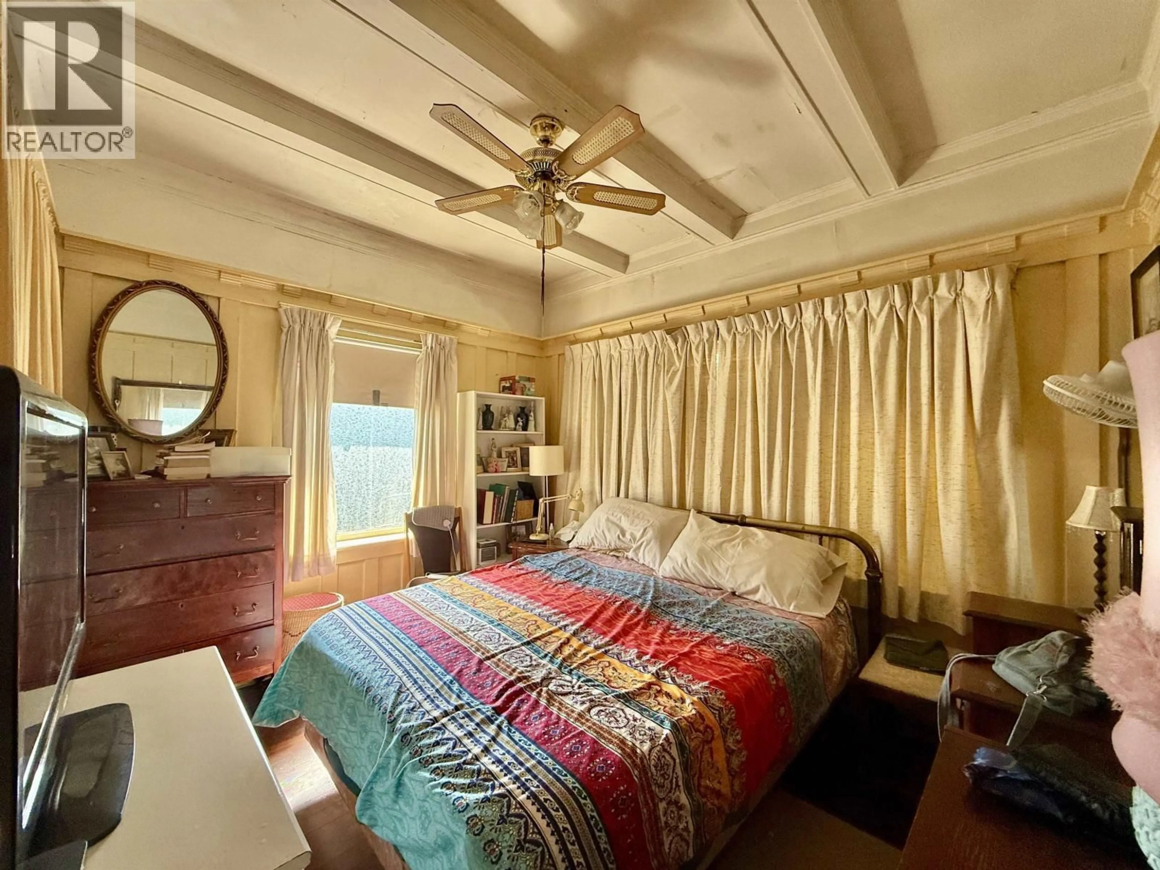 A pic of a room for 211 38TH AVENUE, Vancouver British Columbia V5W1H3