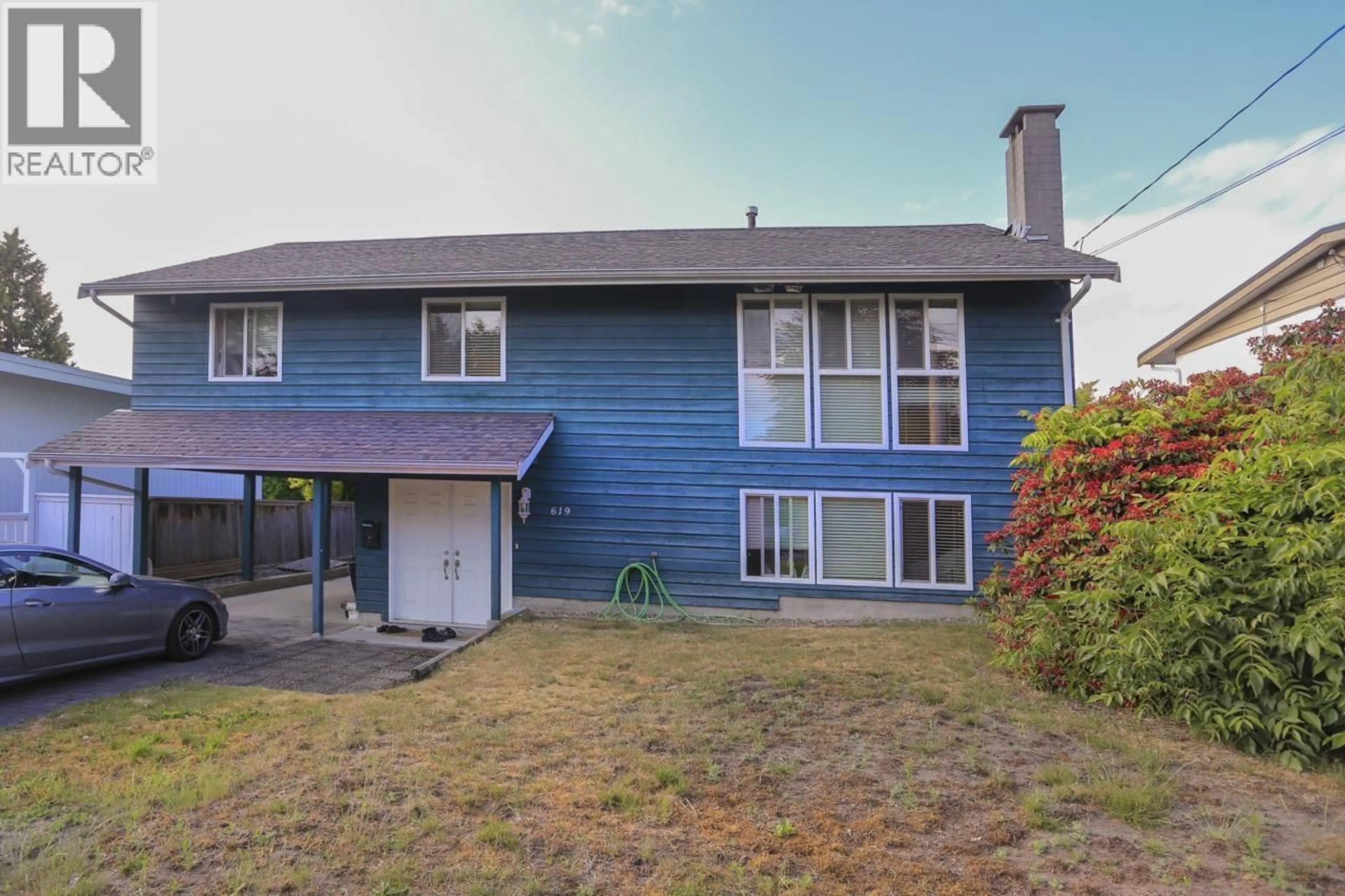 Home with vinyl exterior material, street for 619 ADLER AVENUE, Coquitlam British Columbia V3J2T5