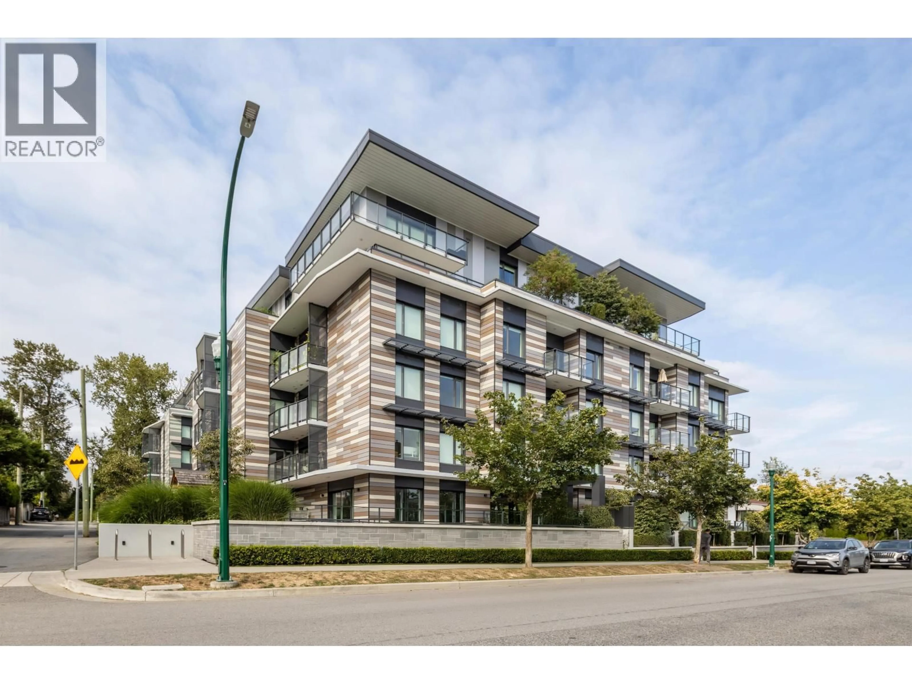 Unknown for 202 - 477 59TH AVENUE, Vancouver British Columbia V5X1X4