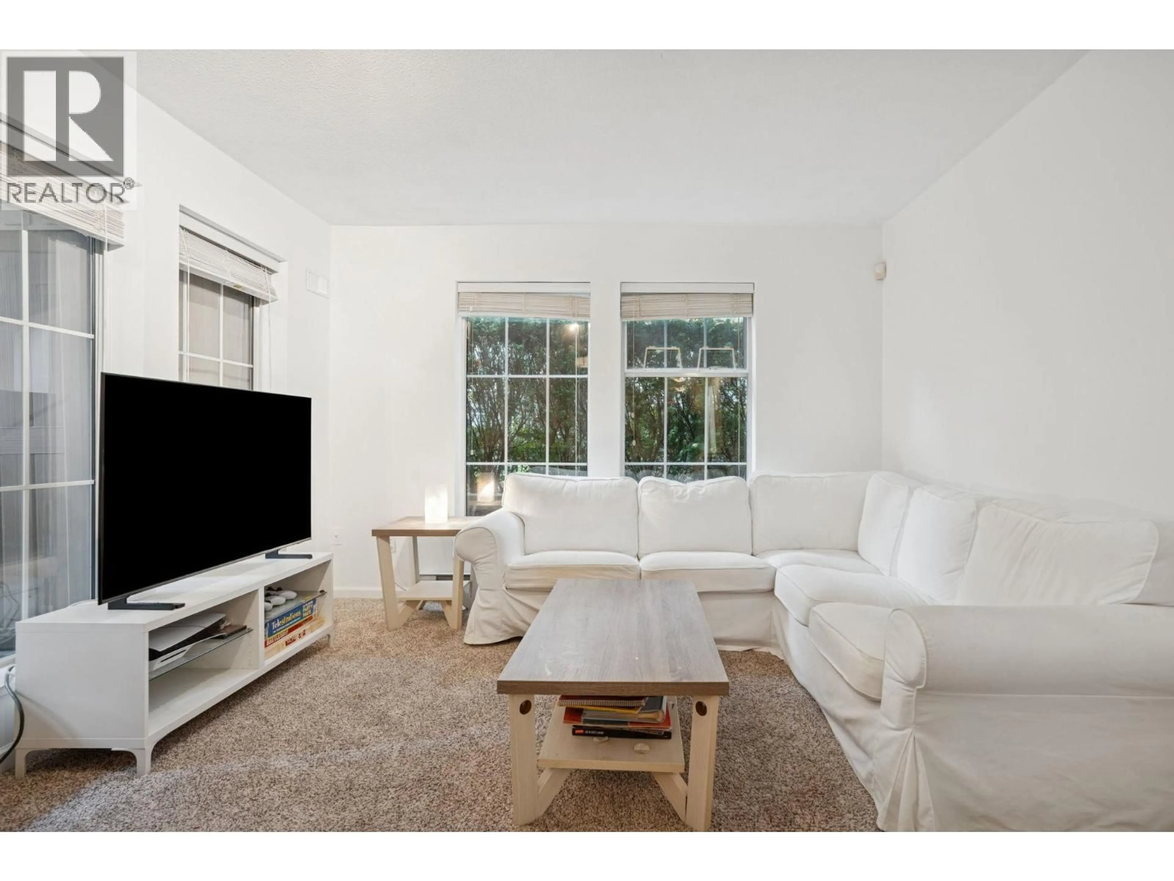 Living room with furniture, unknown for 102 - 1199 WESTWOOD STREET, Coquitlam British Columbia V3B7P6