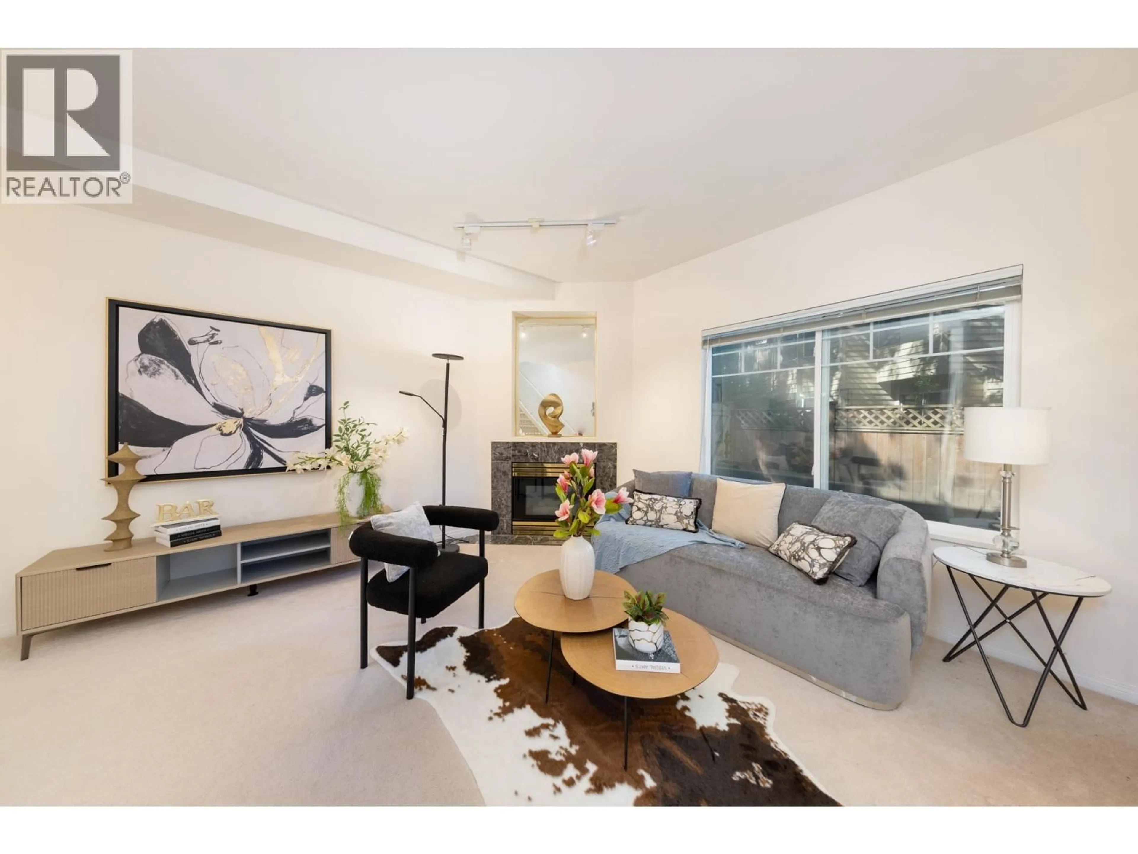 Living room with furniture, unknown for 5 - 7651 MOFFATT ROAD, Richmond British Columbia V6Y1X9