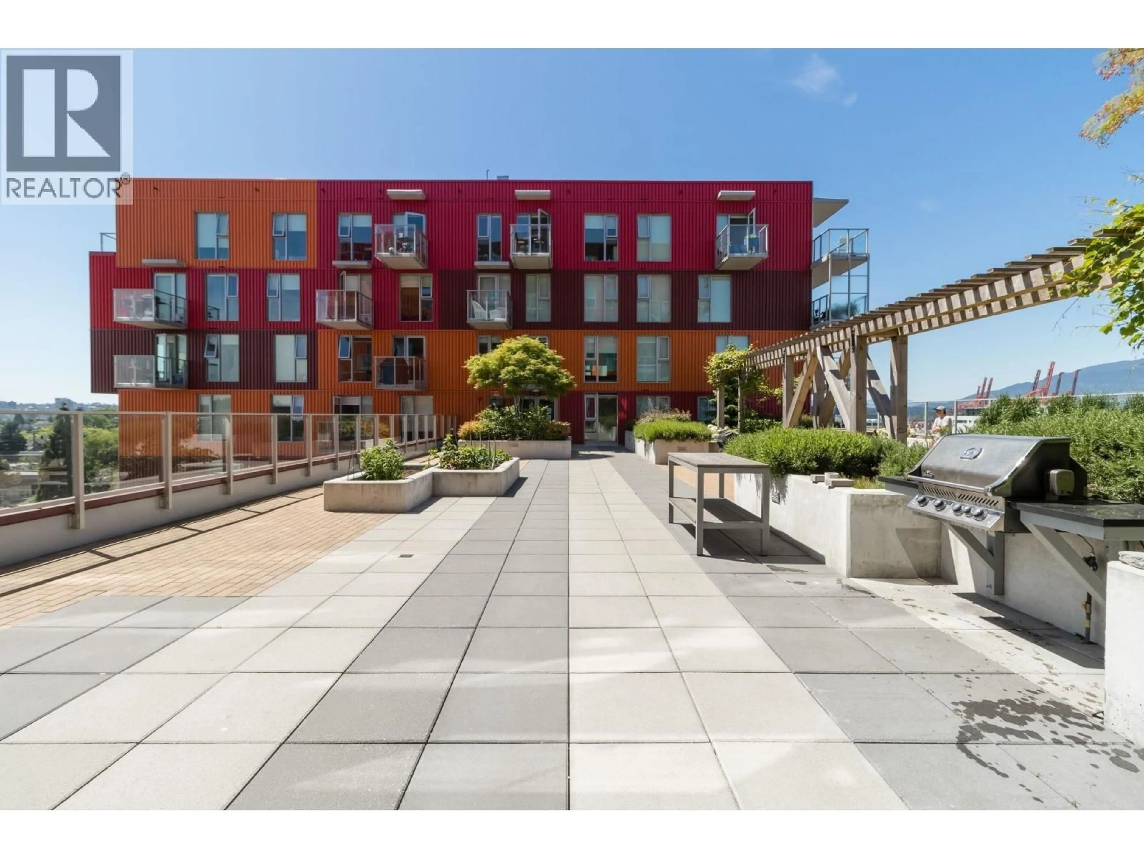 Patio, street for 201 - 983 HASTINGS STREET, Vancouver British Columbia V6A0G9