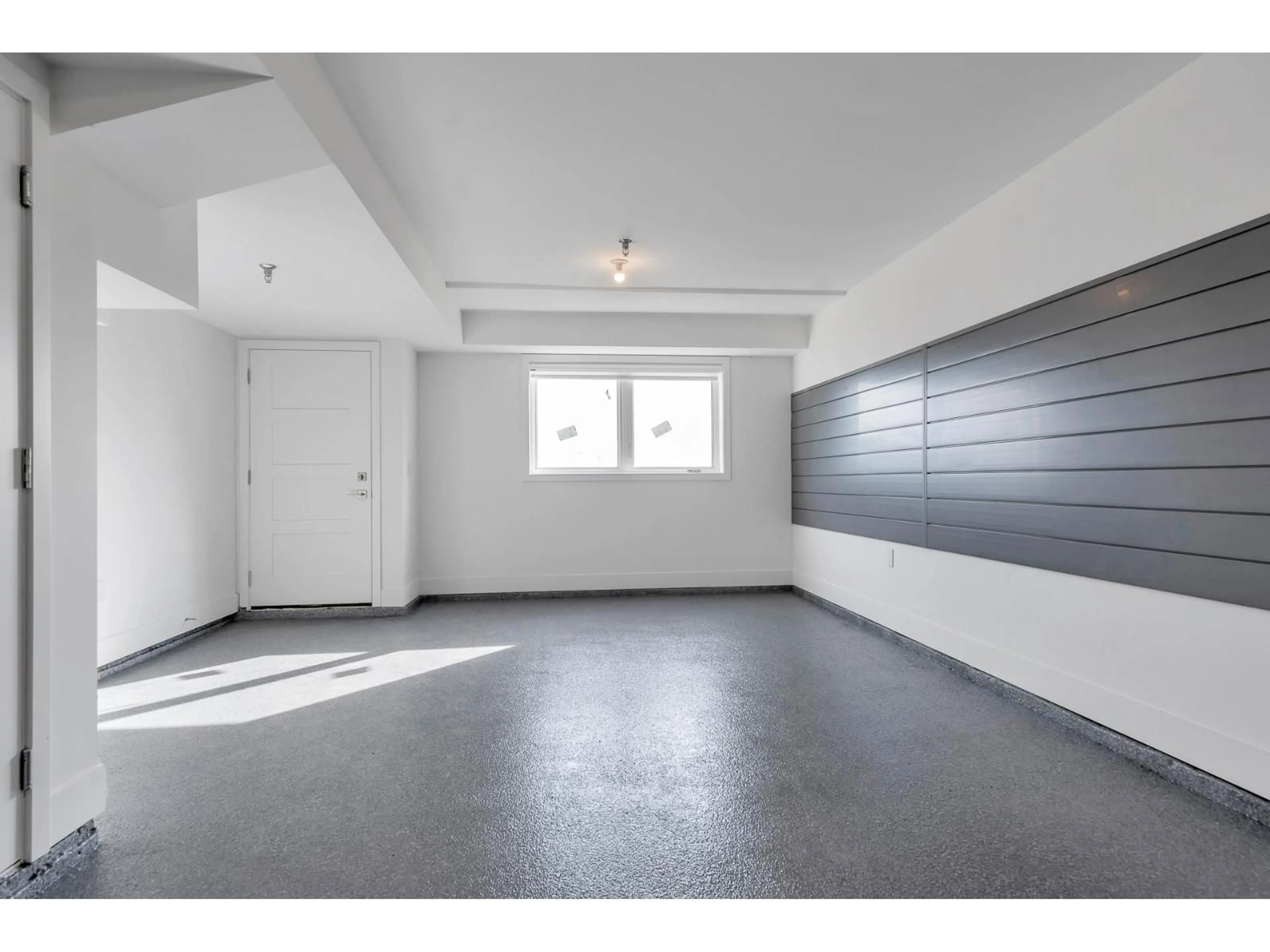 Indoor garage for 58 - 7381 PRESTON, Mission British Columbia V2V1C5