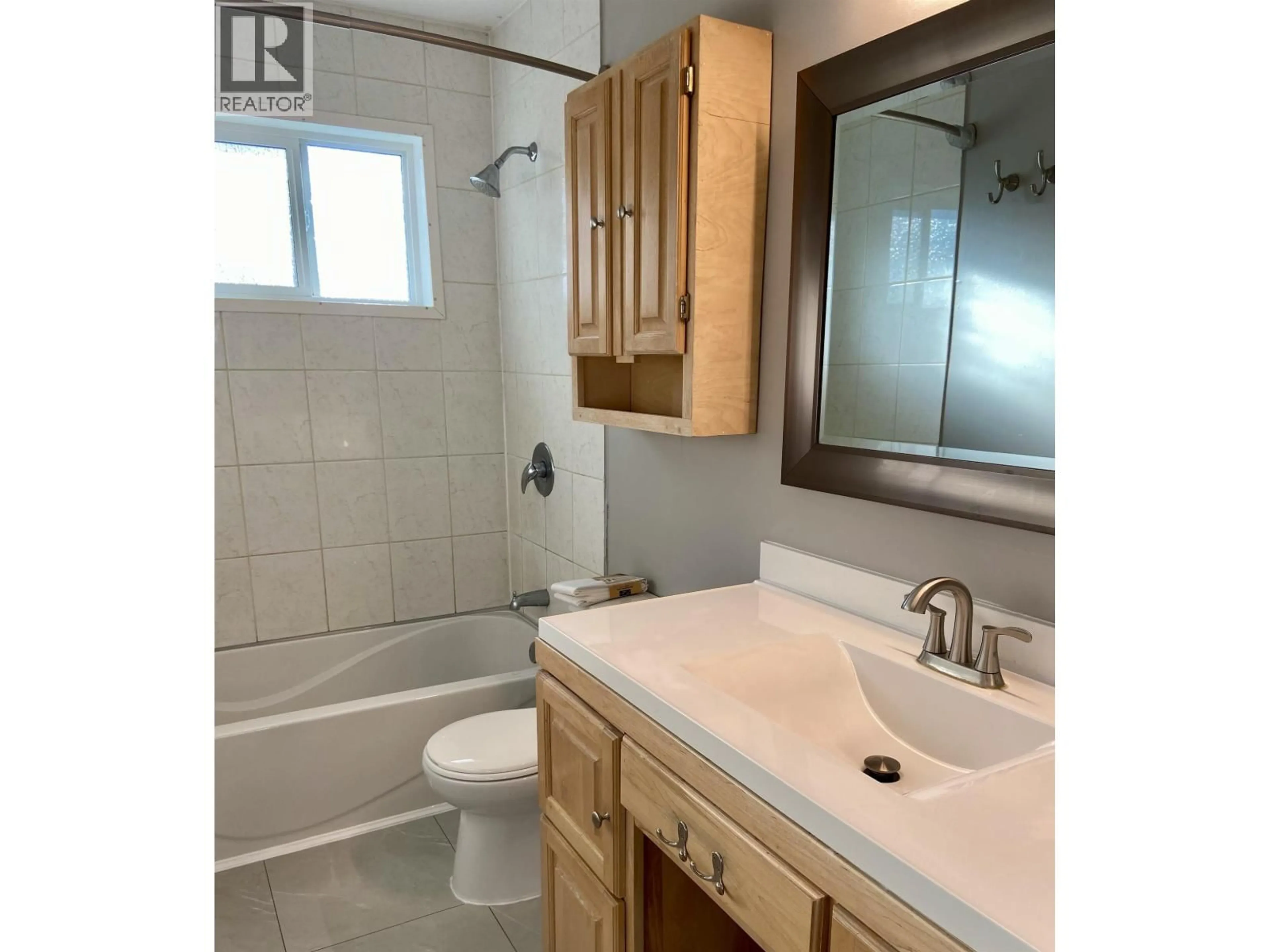 Standard bathroom, ceramic/tile floor for 7946 ROSEWOOD PLACE, Prince George British Columbia V2N5M9
