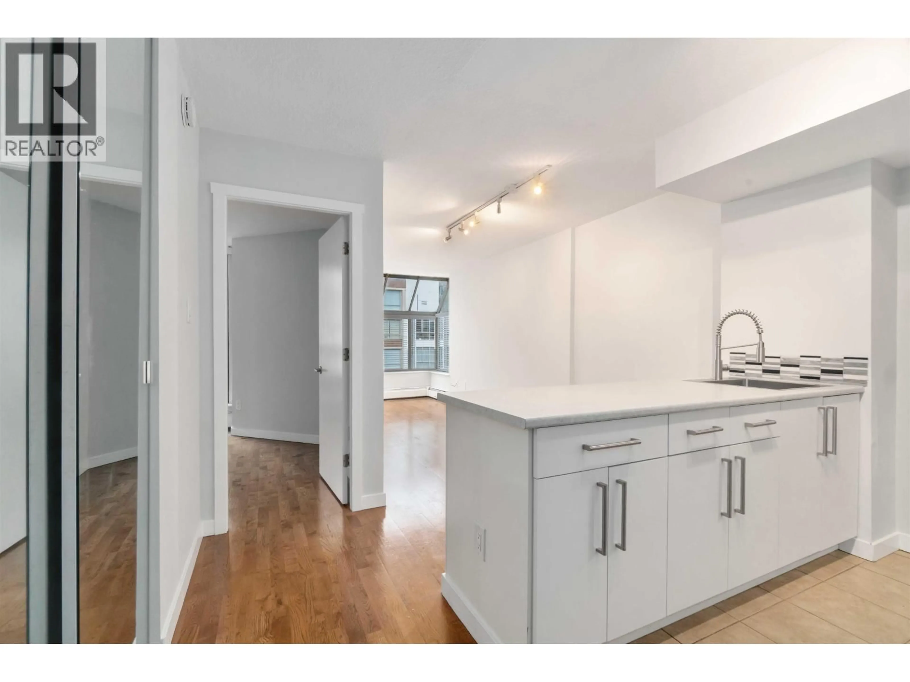 Unknown for 808 - 1333 HORNBY STREET, Vancouver British Columbia V6Z2C1