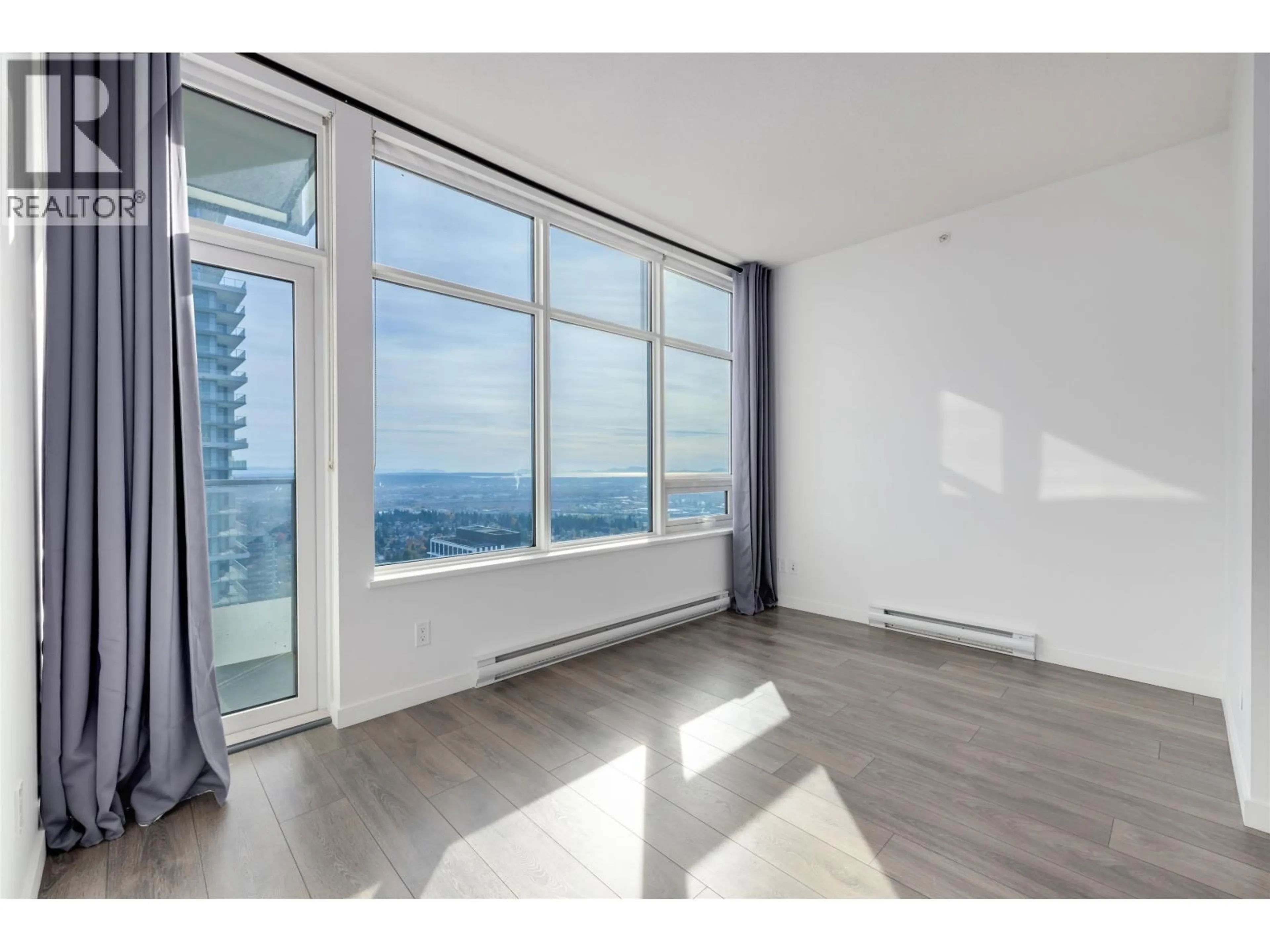 A pic of a room for 5503 - 6461 TELFORD AVENUE, Burnaby British Columbia V5H0B7