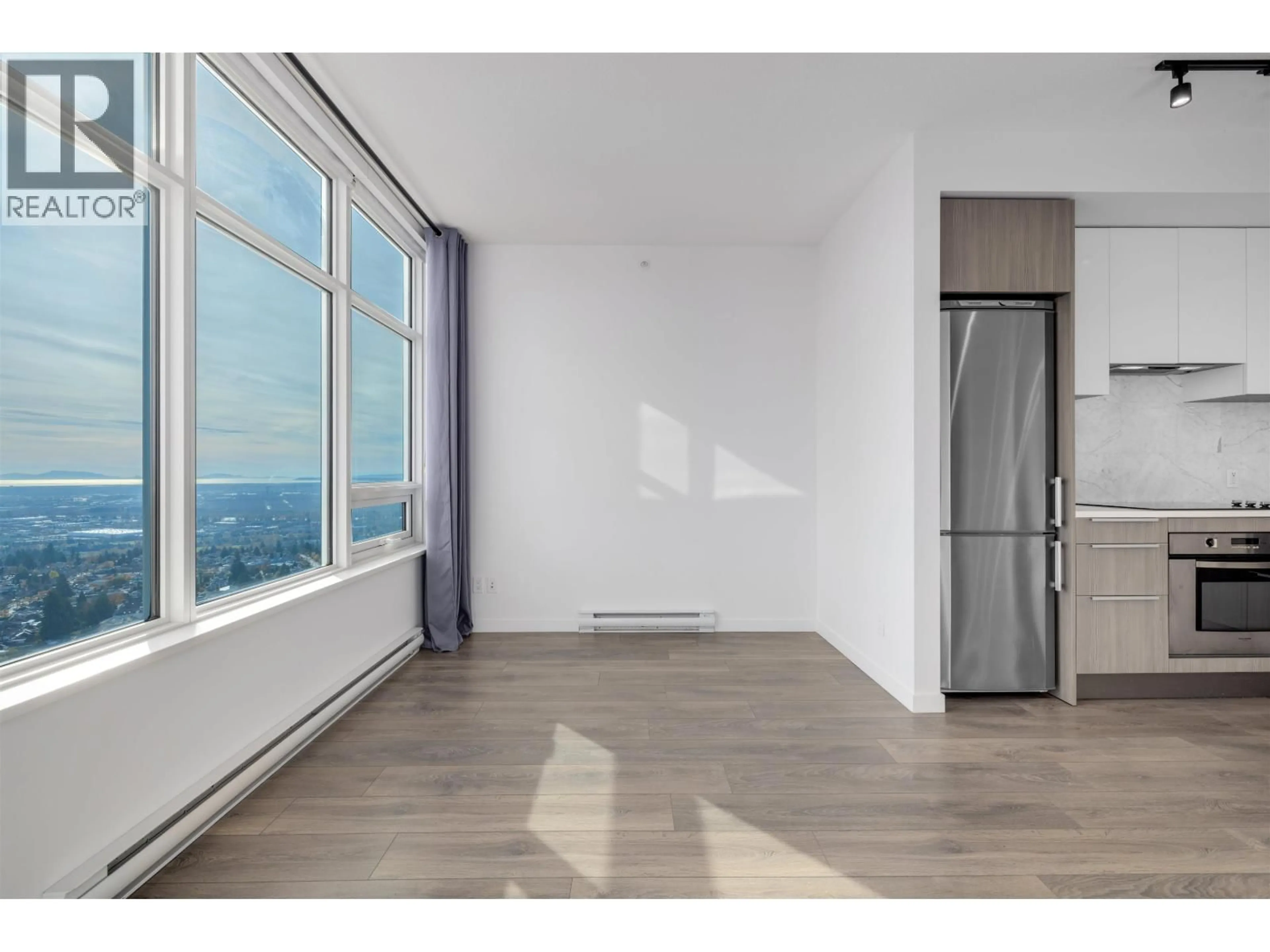 A pic of a room for 5503 - 6461 TELFORD AVENUE, Burnaby British Columbia V5H0B7