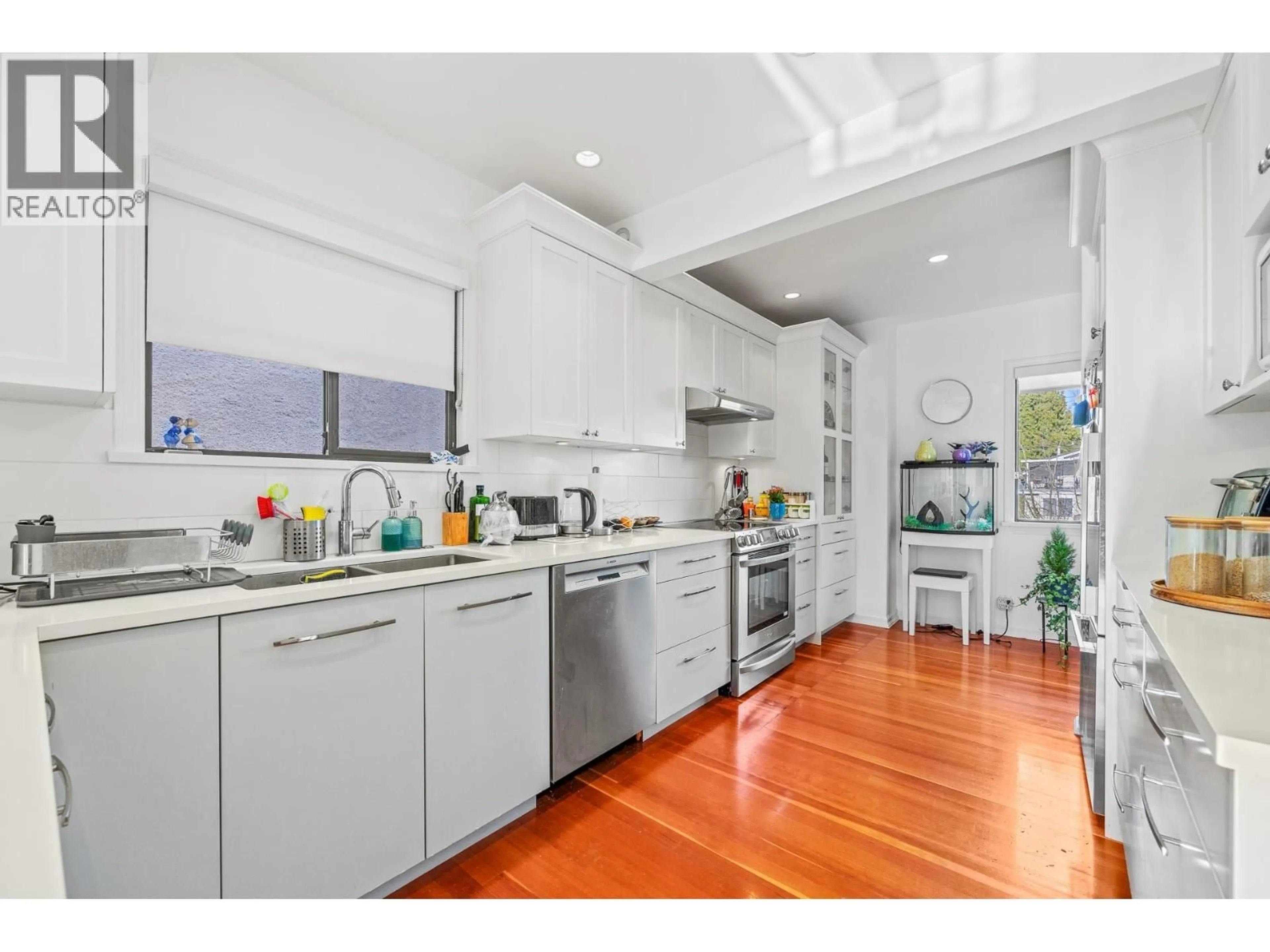 Open concept kitchen, unknown for 3576 17TH AVENUE, Vancouver British Columbia V6S1A1