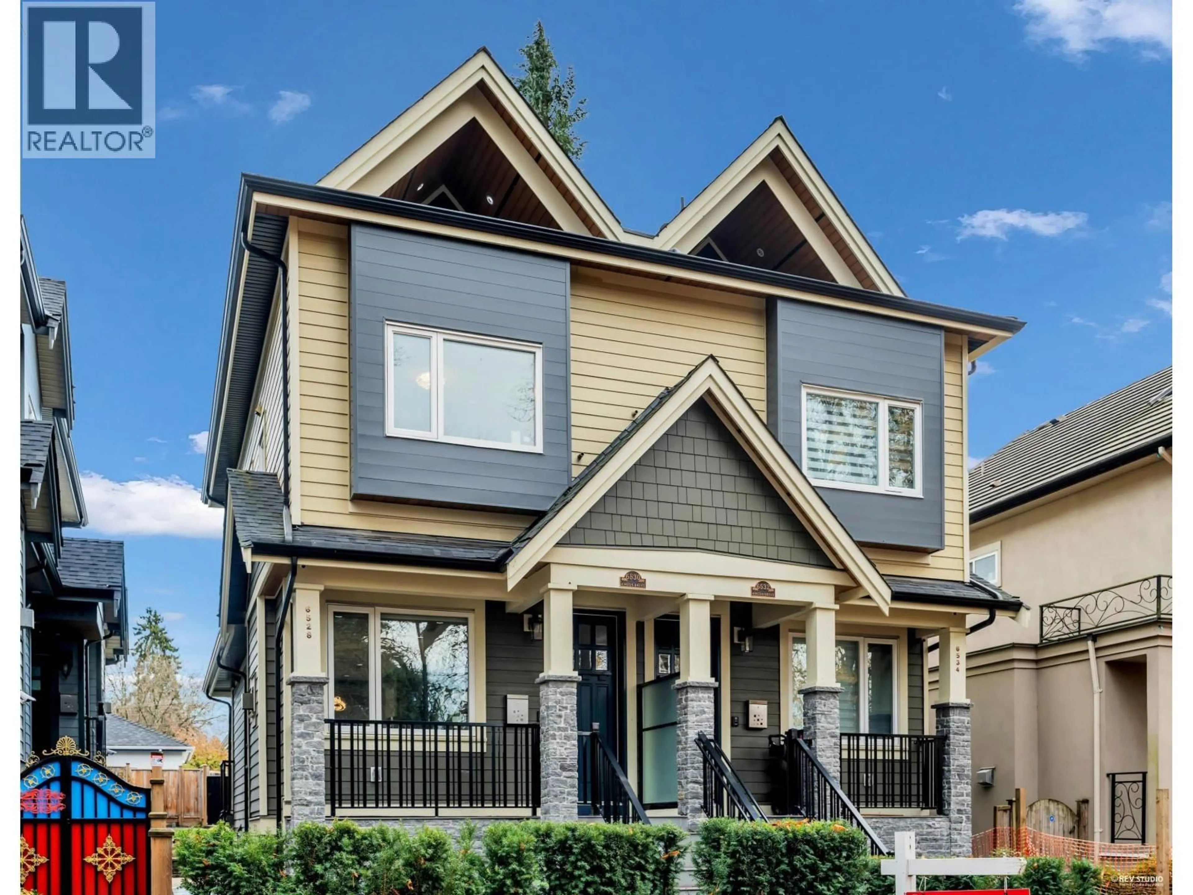 Home with vinyl exterior material, street for 6530 ANGUS DRIVE, Vancouver British Columbia V6P5H9