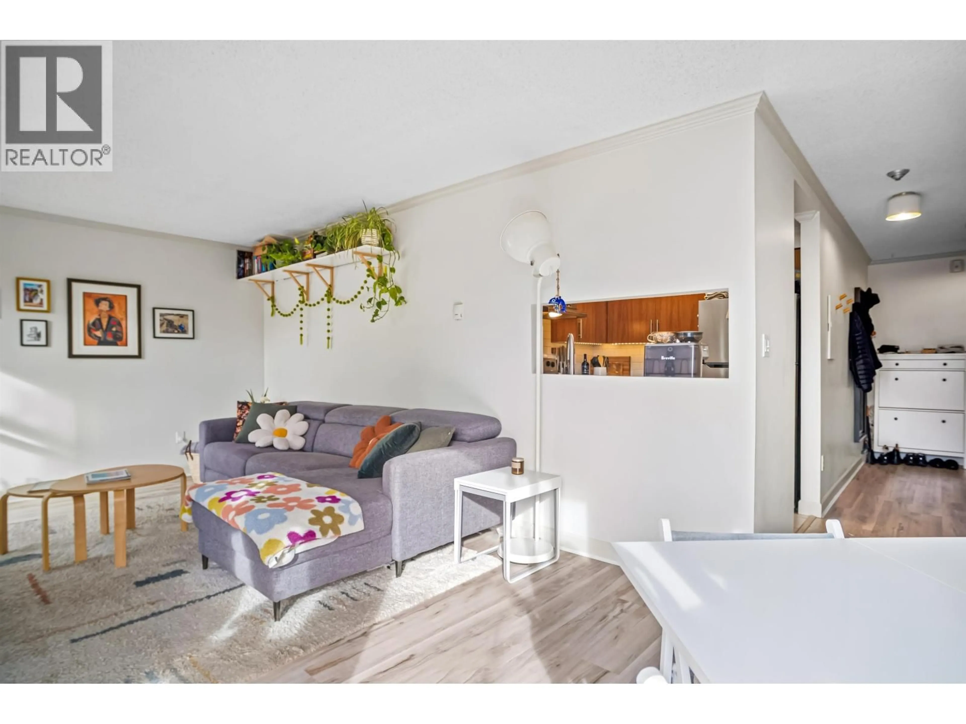 Living room with furniture, unknown for 205 - 235 W 4TH STREET, North Vancouver British Columbia V7M1H8