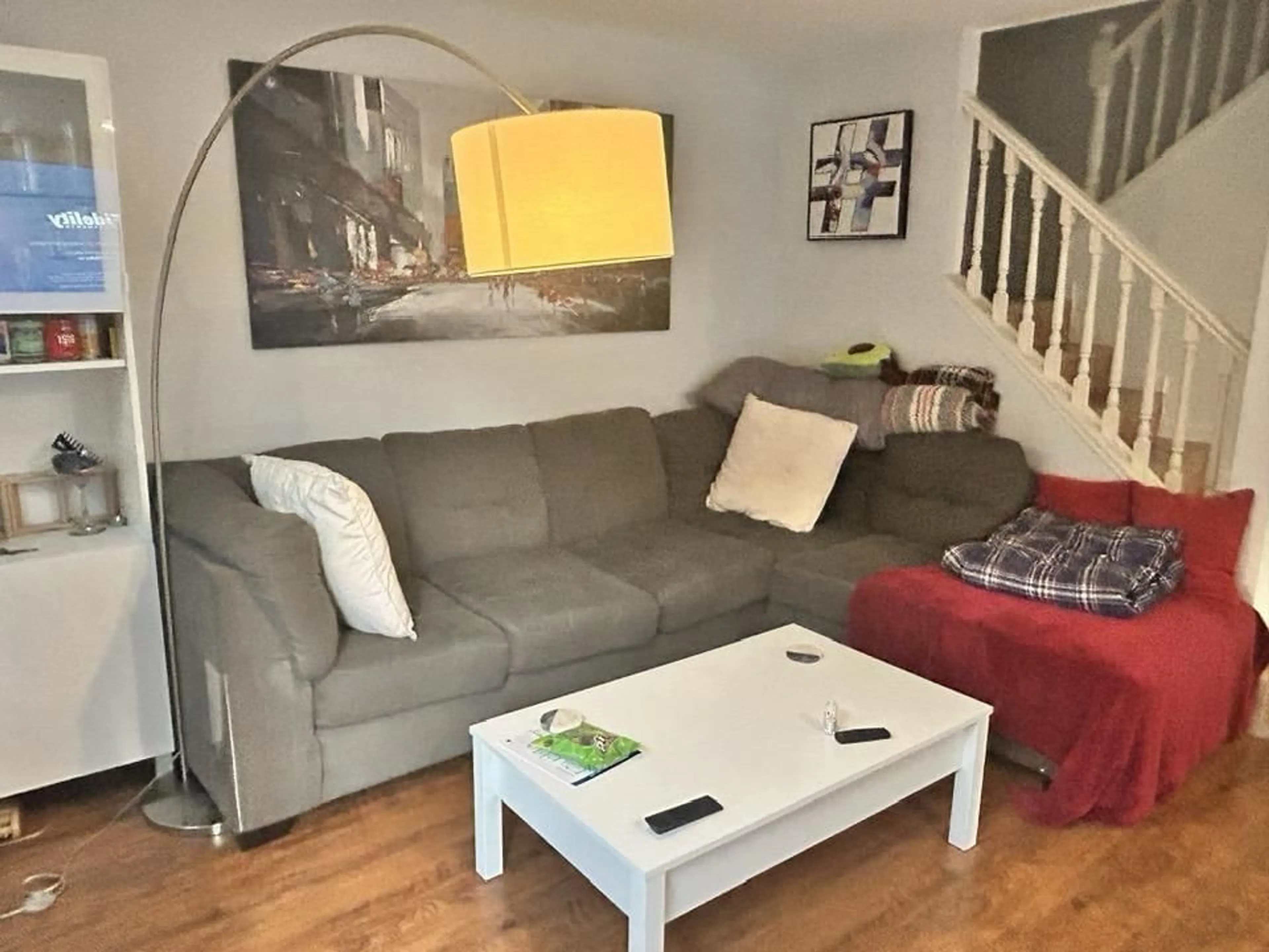 Living room with furniture, wood/laminate floor for 123 - 5360 201, Langley British Columbia V3A1P7