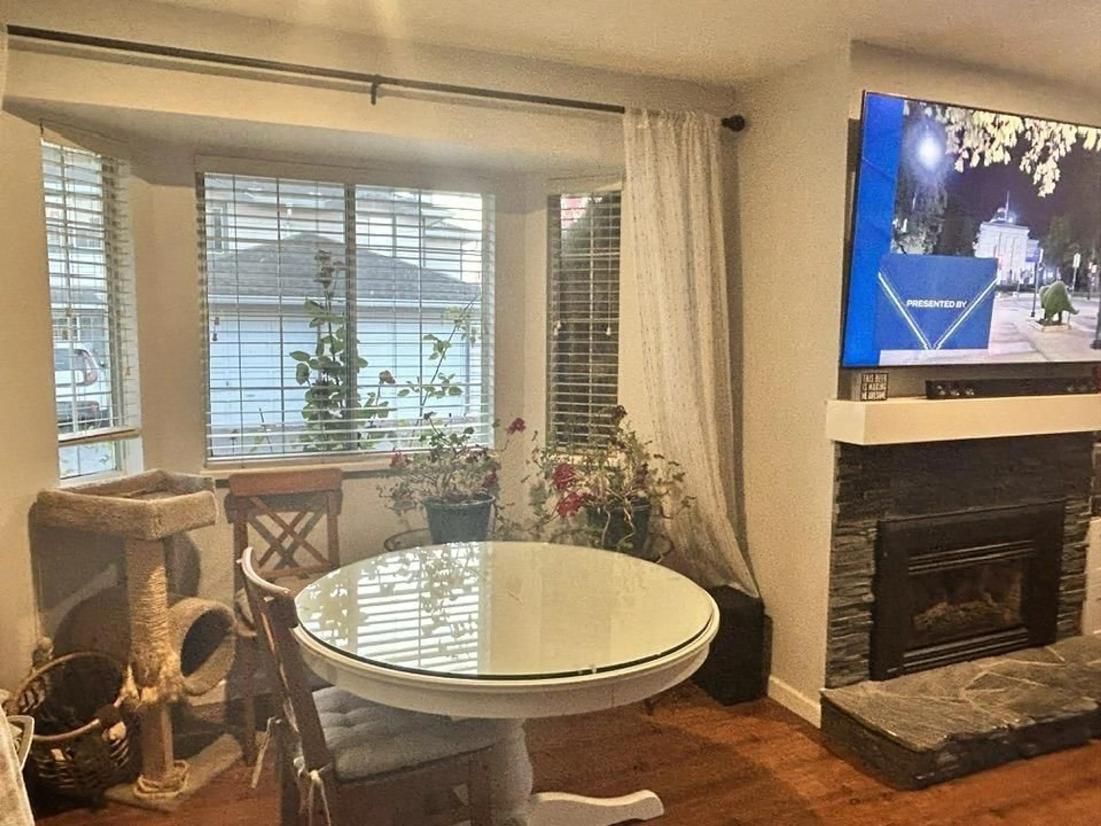 A pic of a room for 123 - 5360 201, Langley British Columbia V3A1P7