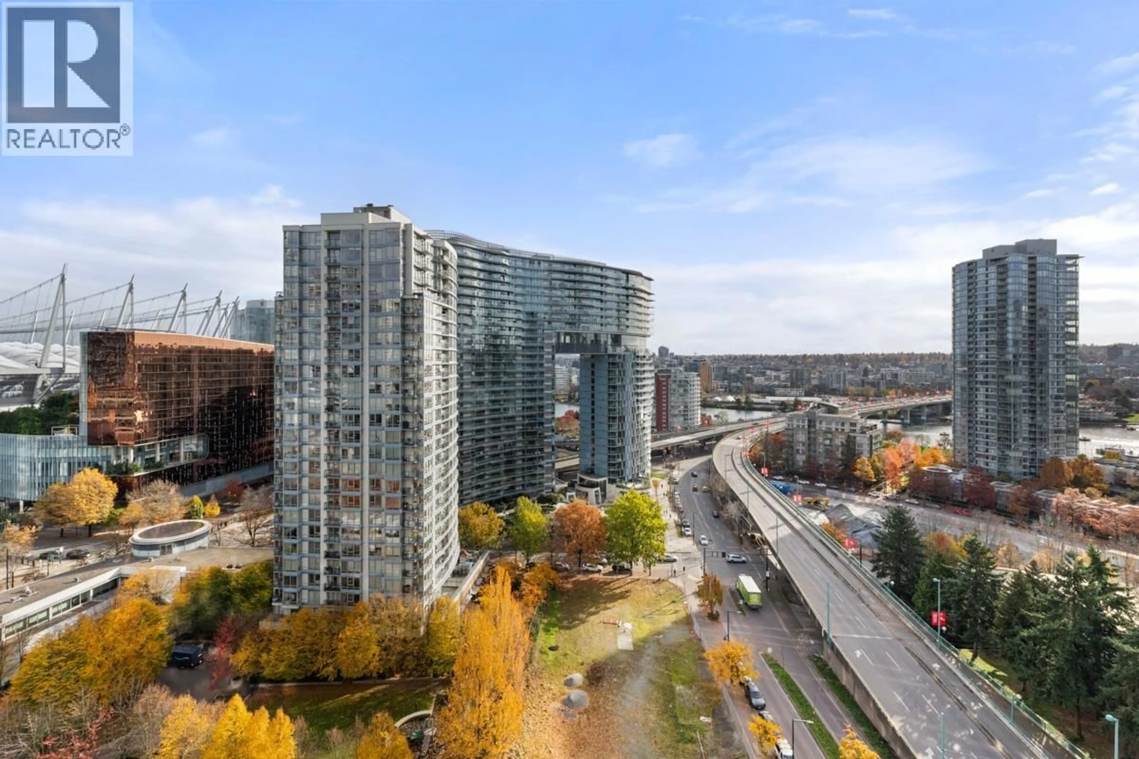 A pic from outside/outdoor area/front of a property/back of a property/a pic from drone, city buildings view from balcony for 1902 - 989 BEATTY STREET, Vancouver British Columbia V6Z3C2