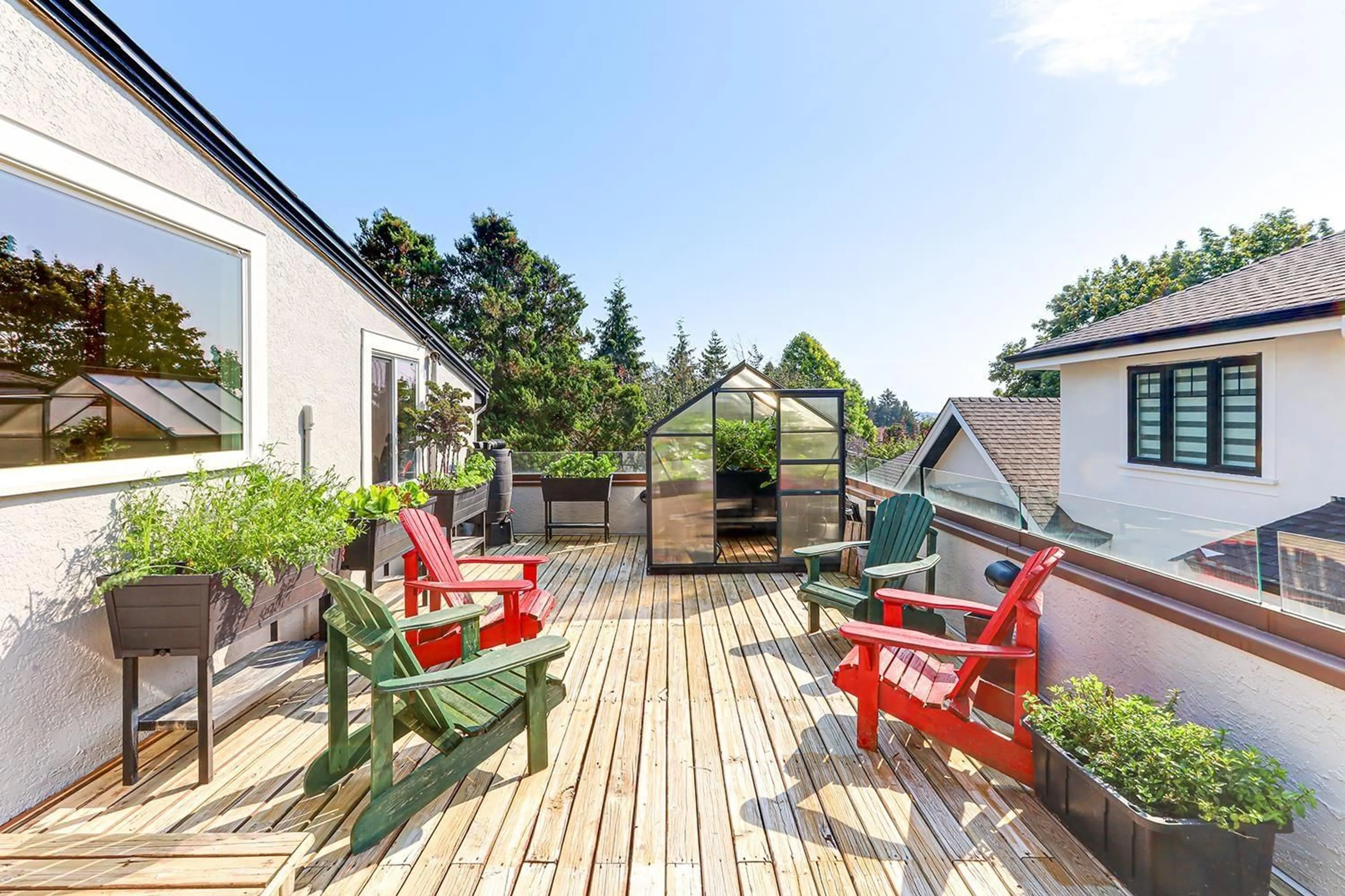 Patio, street for 16124 9, Surrey British Columbia V4A1A6