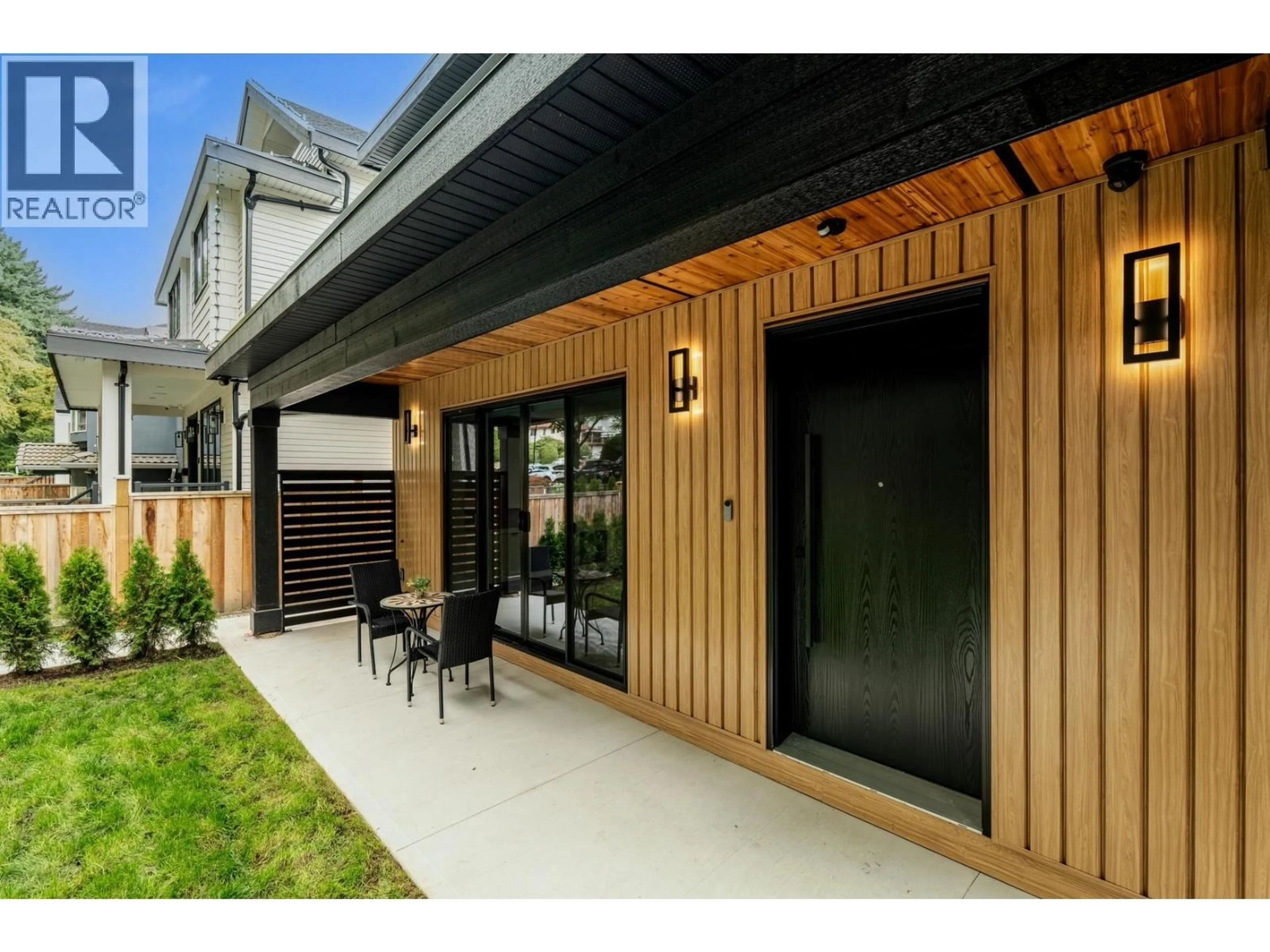 Indoor entryway for 1 - 3576 PENDER STREET, Vancouver British Columbia V5K2E3