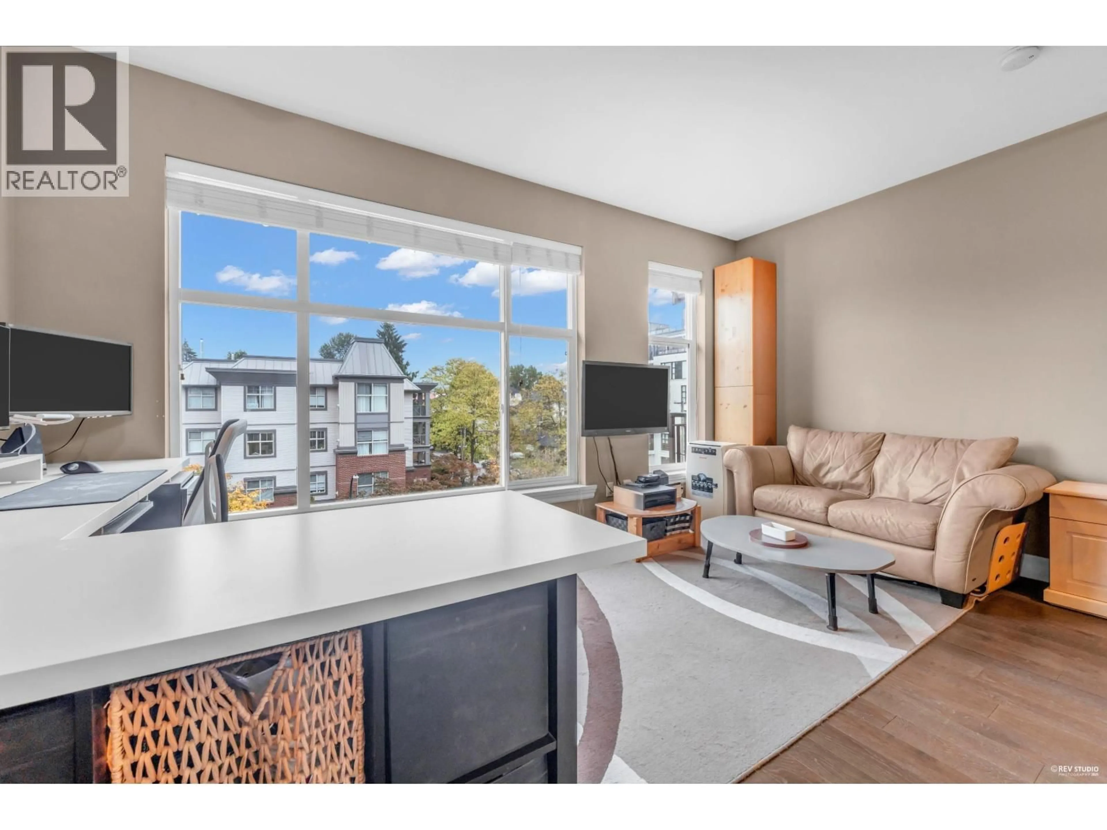 Unknown for 404 - 2343 ATKINS AVENUE, Port Coquitlam British Columbia V3C1Y7