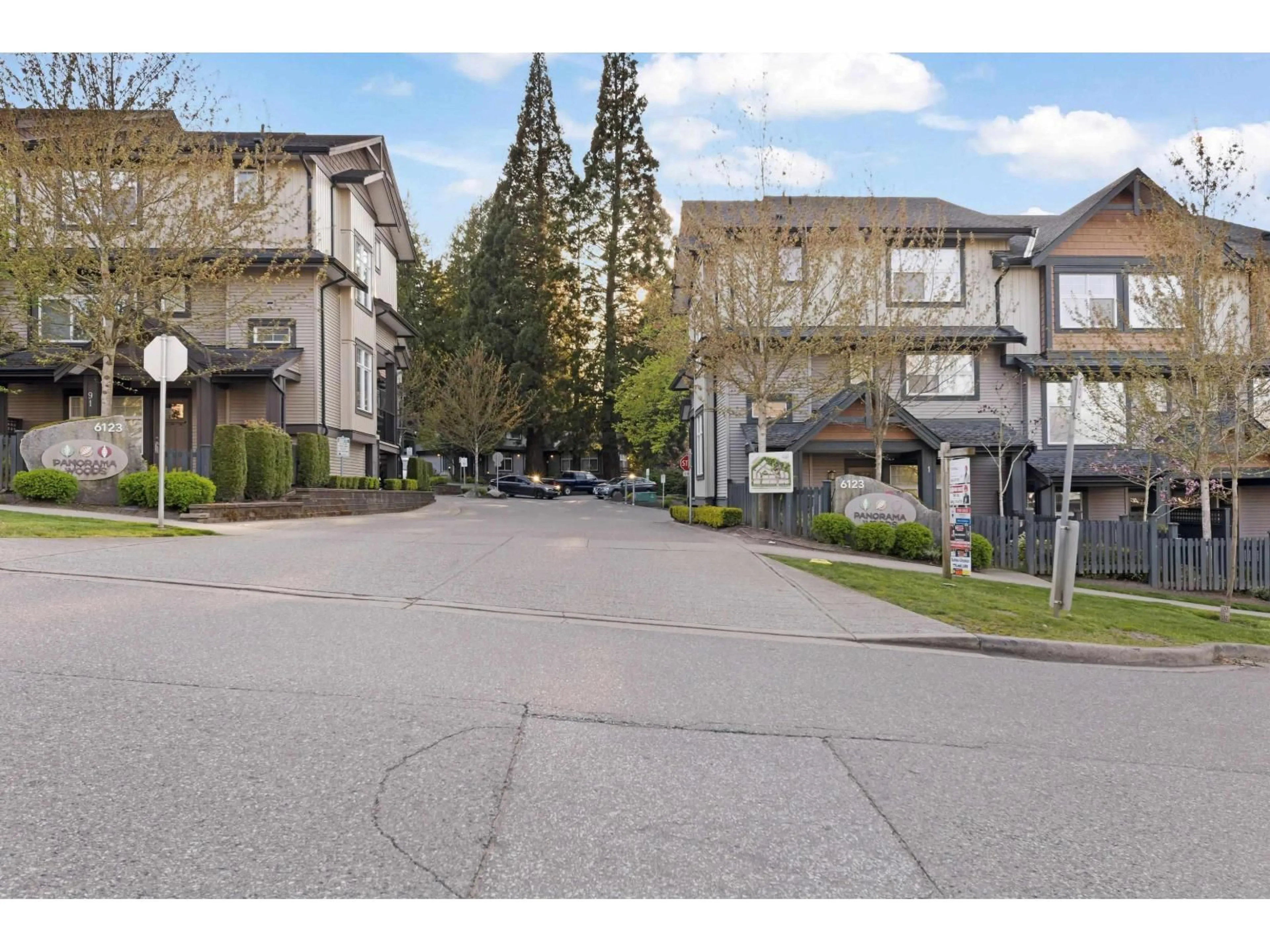 A pic from outside/outdoor area/front of a property/back of a property/a pic from drone, street for 43 - 6123 138, Surrey British Columbia V3X1E8