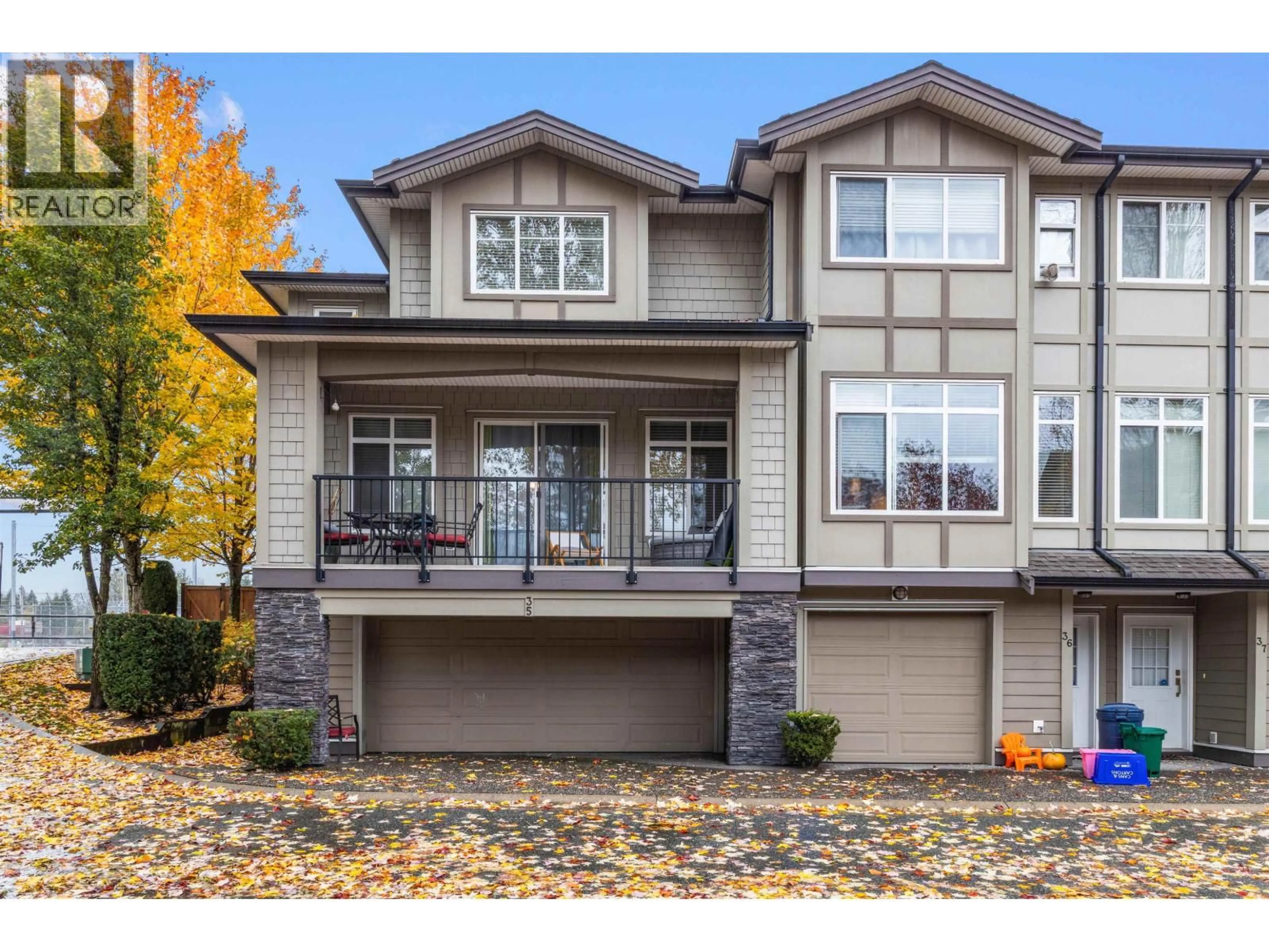 Home with vinyl exterior material, street for 35 - 22865 TELOSKY AVENUE, Maple Ridge British Columbia V2X2T7