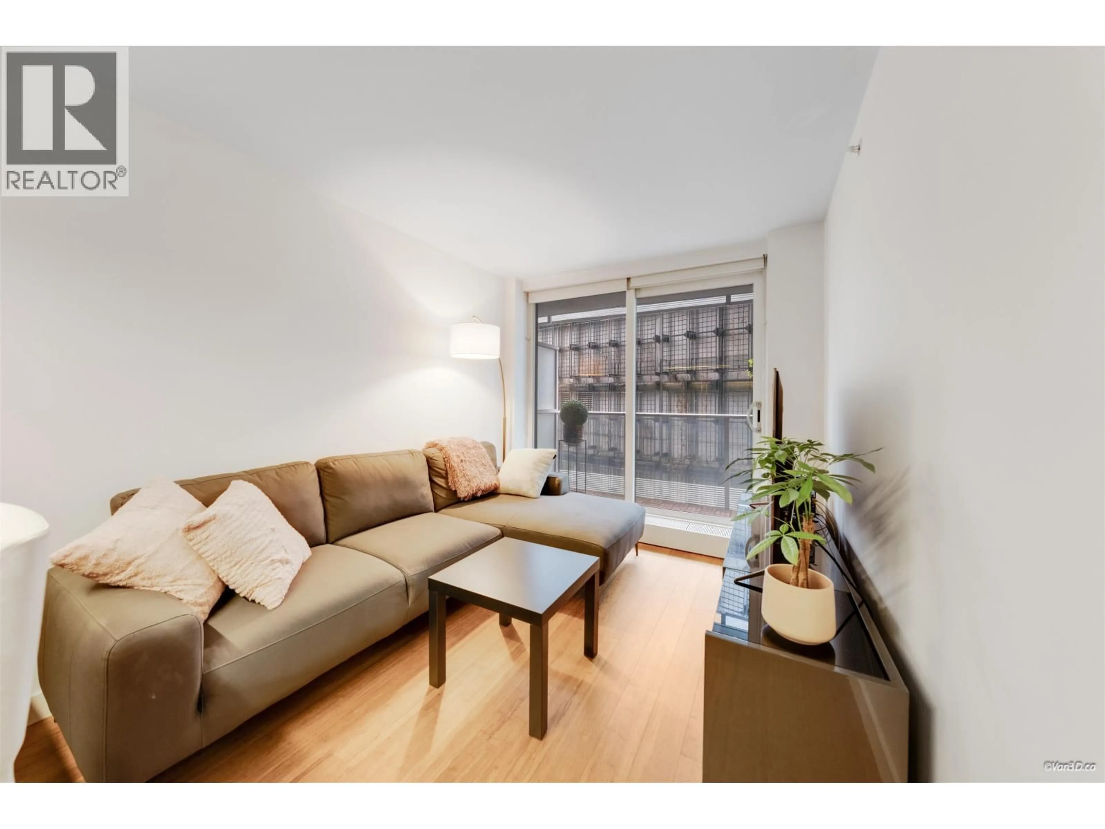 Living room with furniture, wood/laminate floor for 1103 - 777 RICHARDS STREET, Vancouver British Columbia V6B0M6