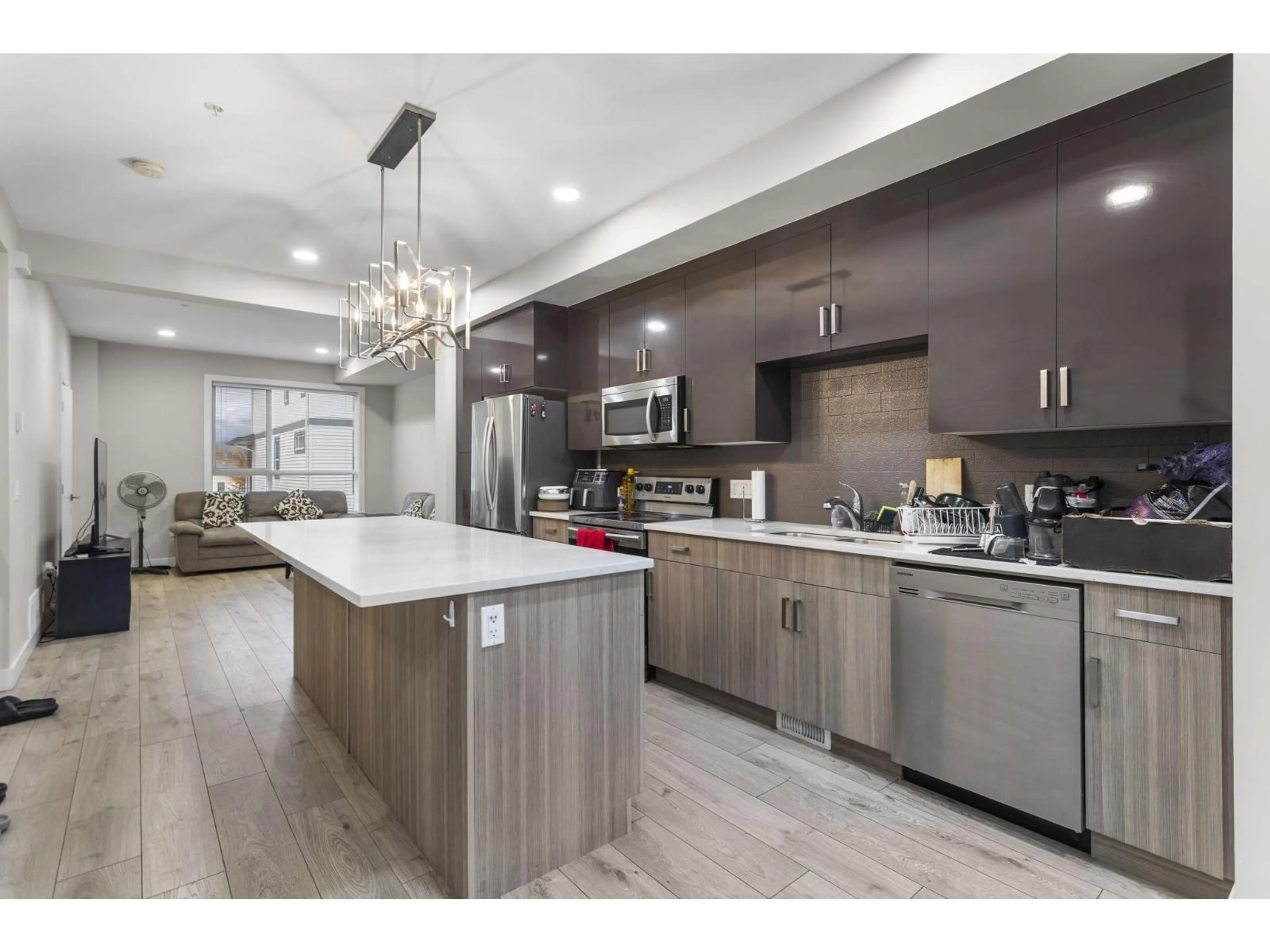 Open concept kitchen, unknown for 73 - 8413 MIDTOWN WAY, Chilliwack British Columbia V2P0G7
