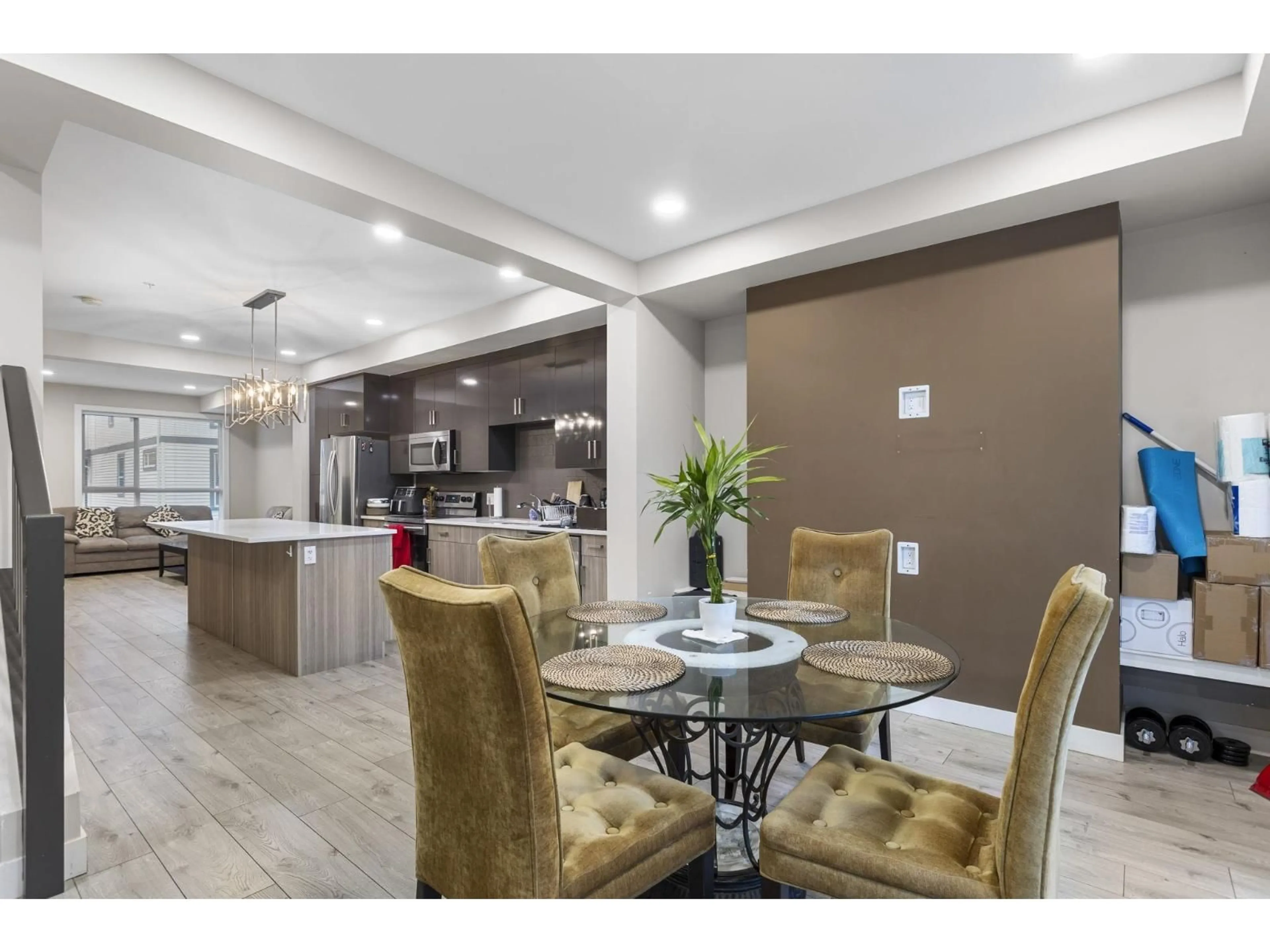 Open concept kitchen, unknown for 73 - 8413 MIDTOWN WAY, Chilliwack British Columbia V2P0G7