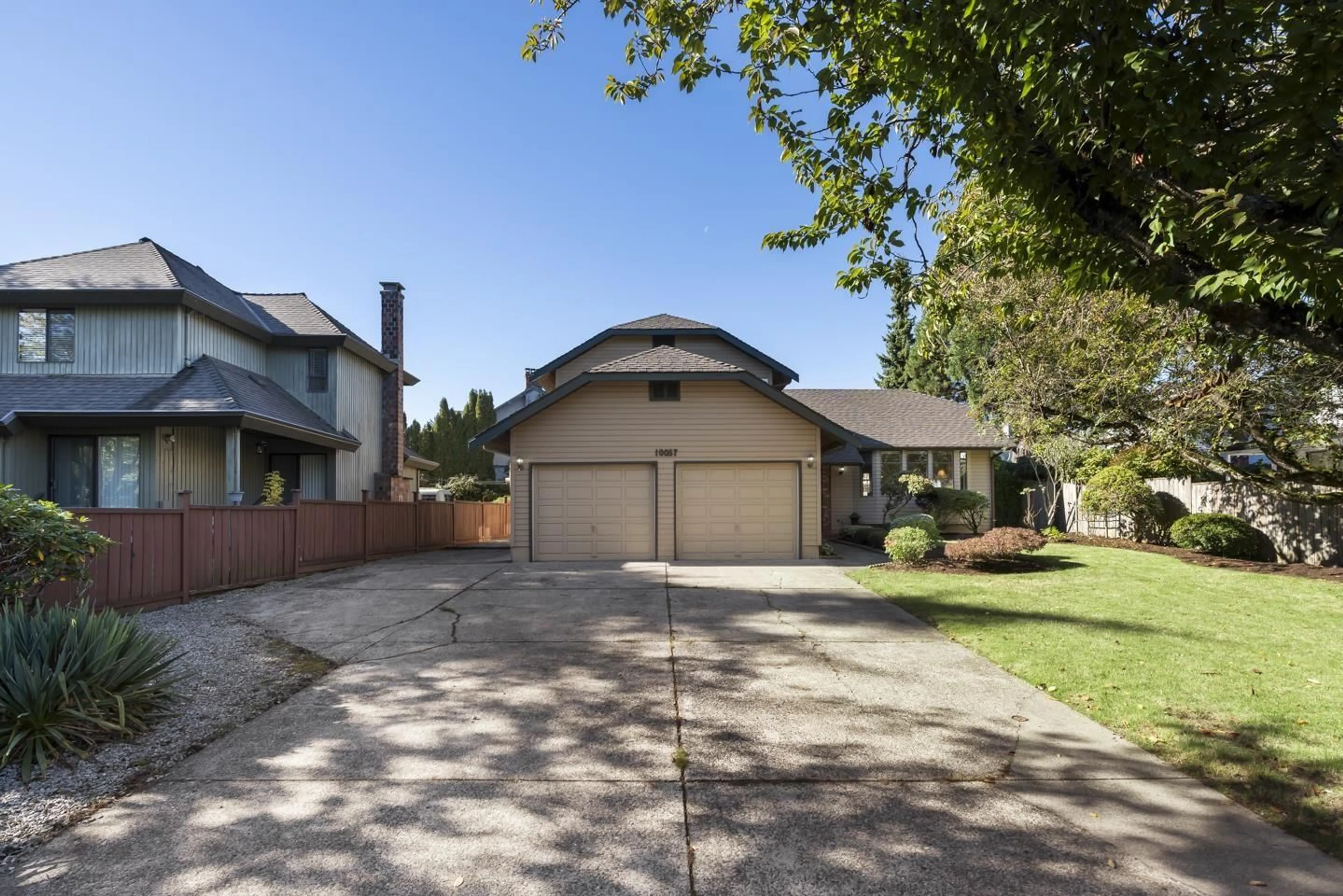 Unknown for 10057 157, Surrey British Columbia V4N2R9